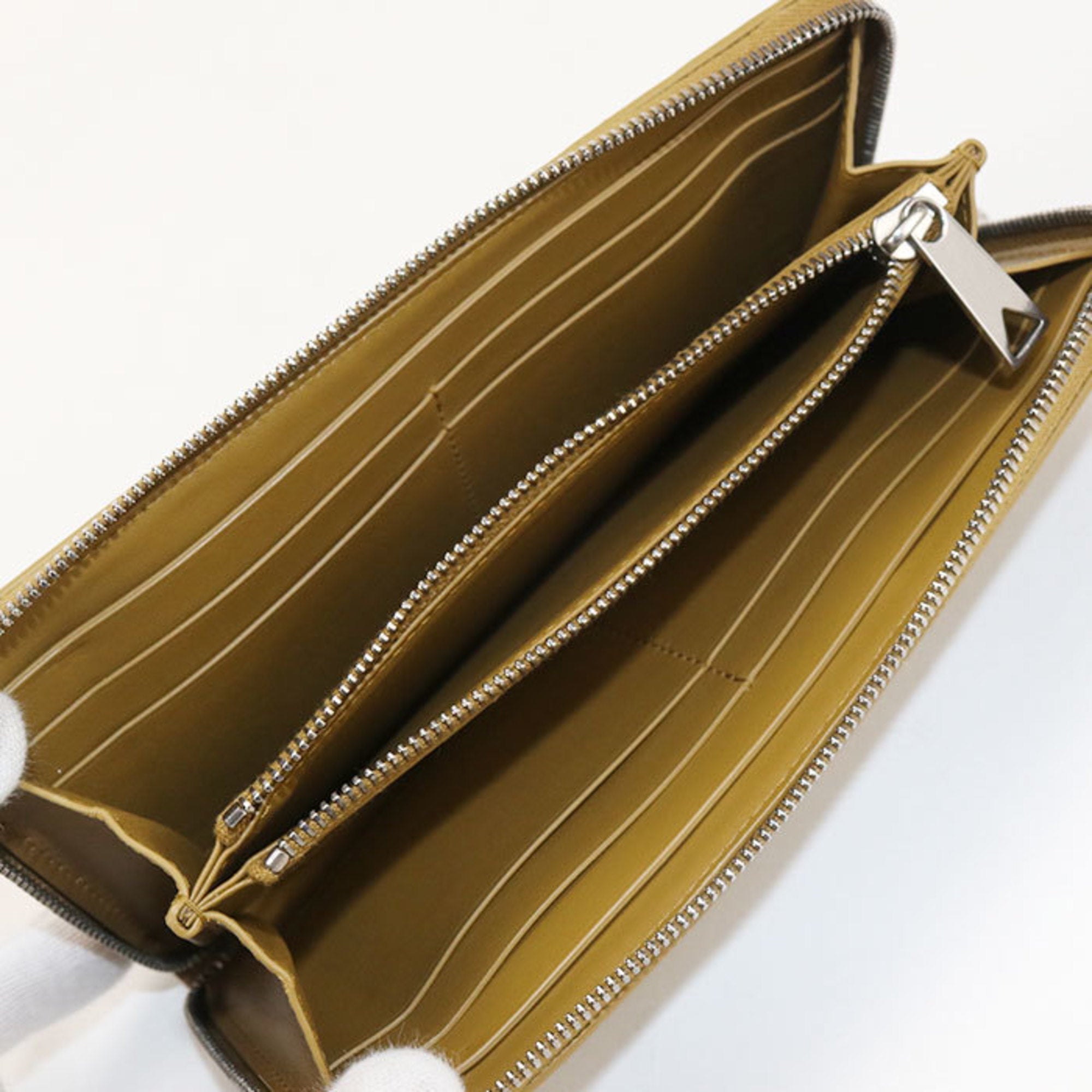 Bottega Veneta Khaki Leather Long Wallet (Bi-Fold) (Pre-Owned)