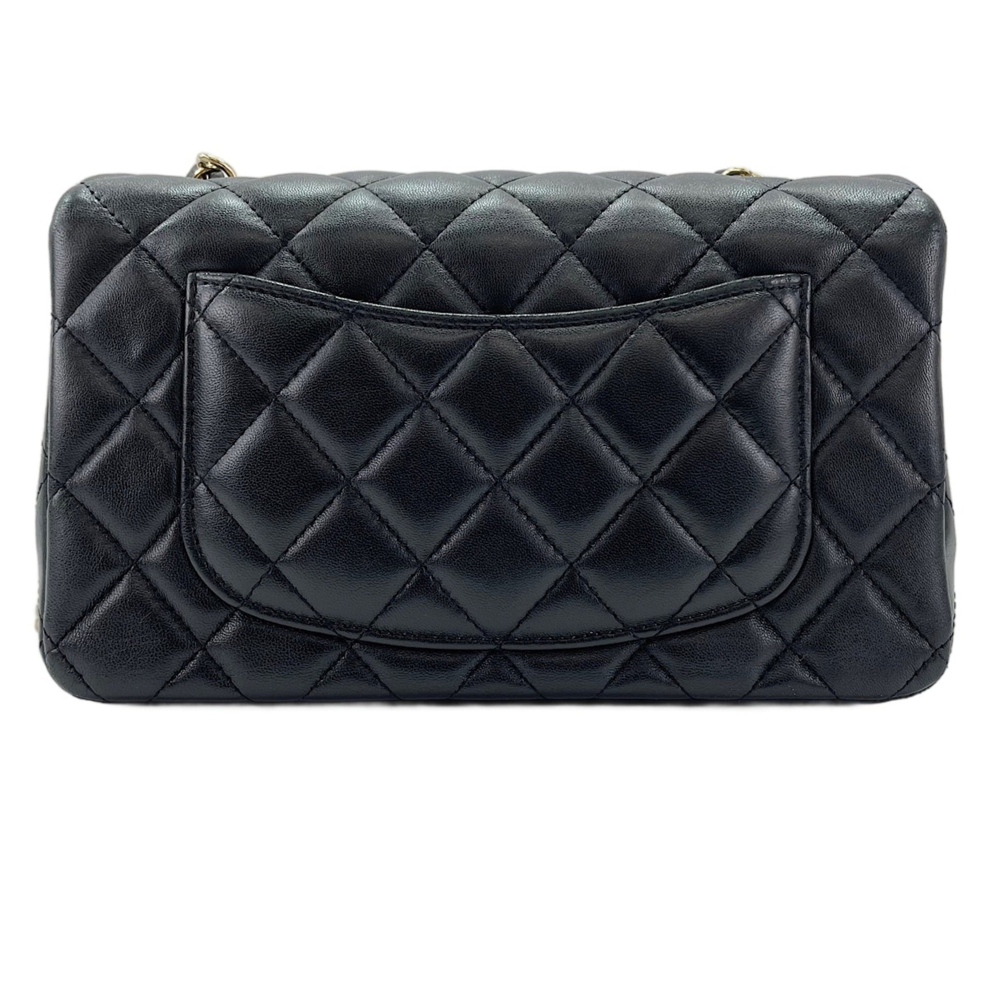 Chanel Black Shoulder Bag (Pre-Owned)