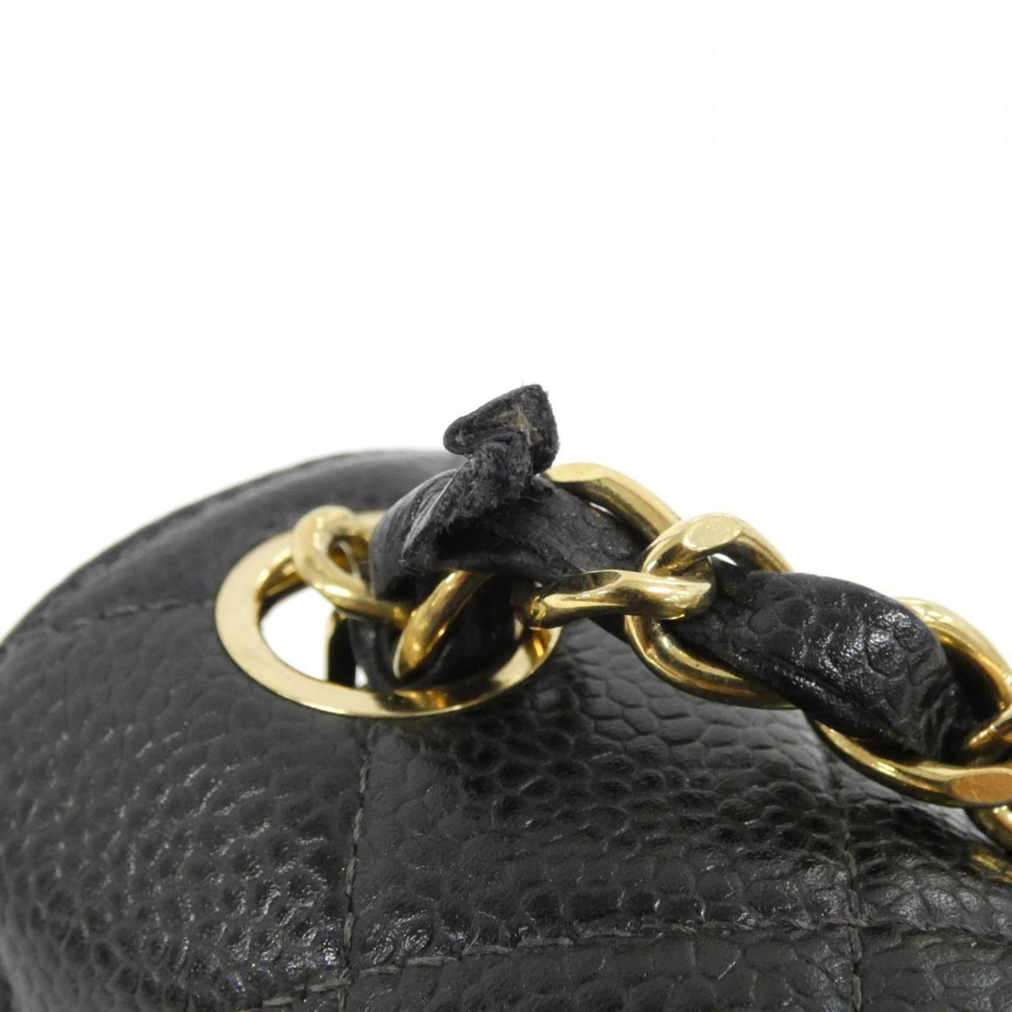 Chanel Black Grained Calfskin Shoulder Bag (Pre-Owned)