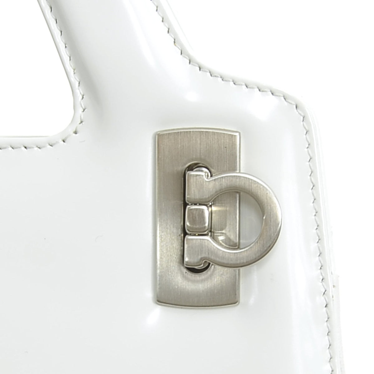 Salvatore Ferragamo White Leather Handbag Shoulder Bag (Pre-Owned)