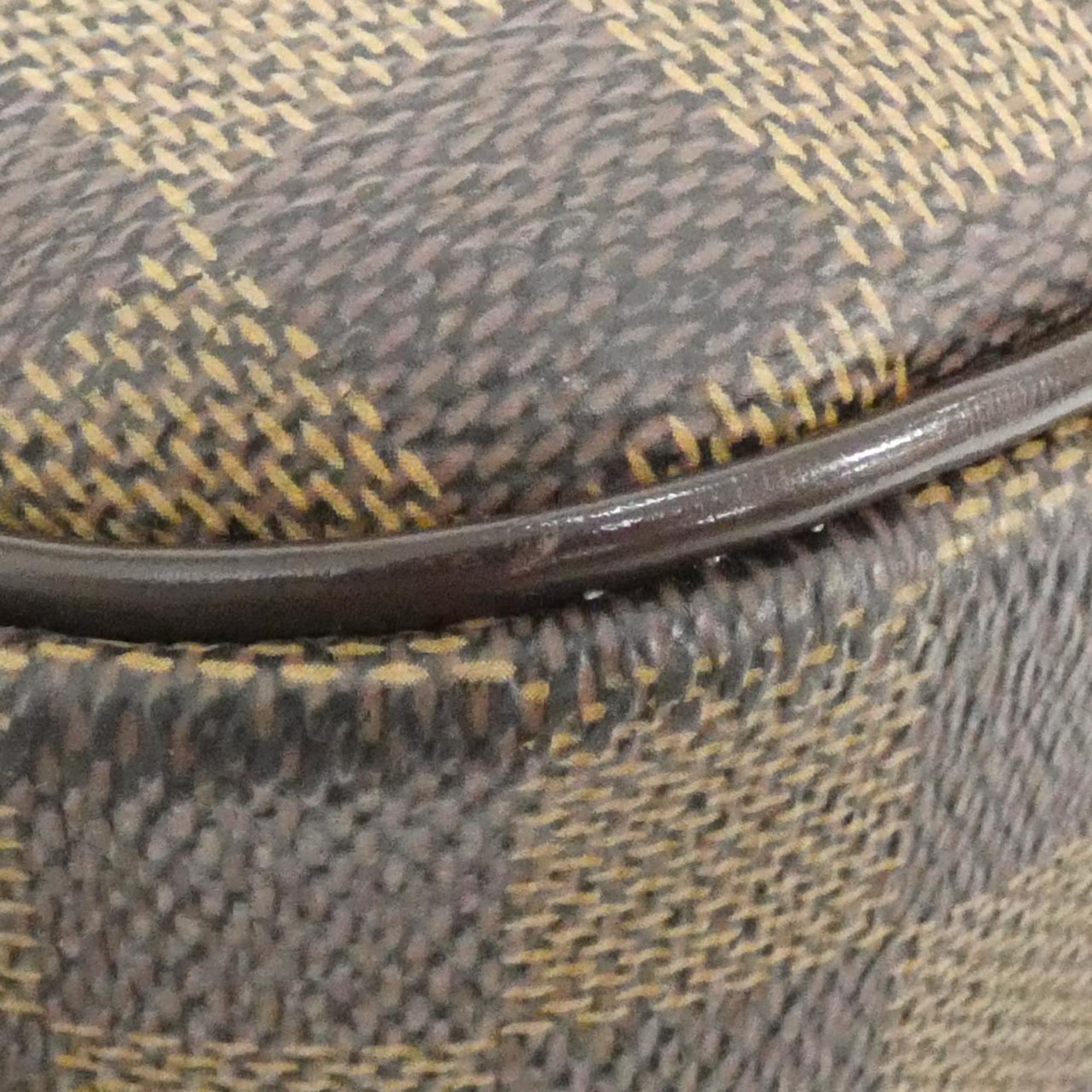 Louis Vuitton Brown Coated Canvas Shoulder Bag (Pre-Owned)