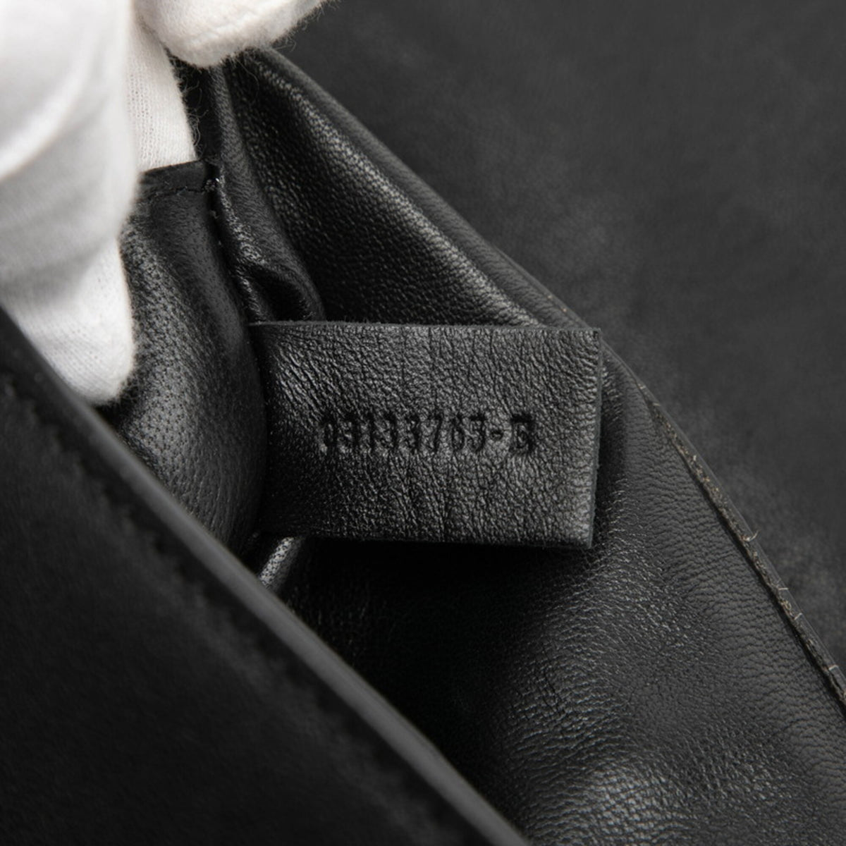 Chloé Black Leather Shoulder Bag (Pre-Owned)