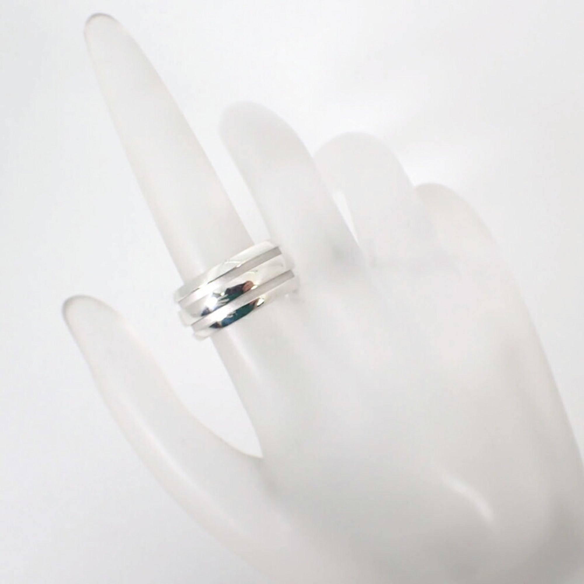 Tiffany Silver Sterling Silver 925 Band Ring (Pre-Owned)