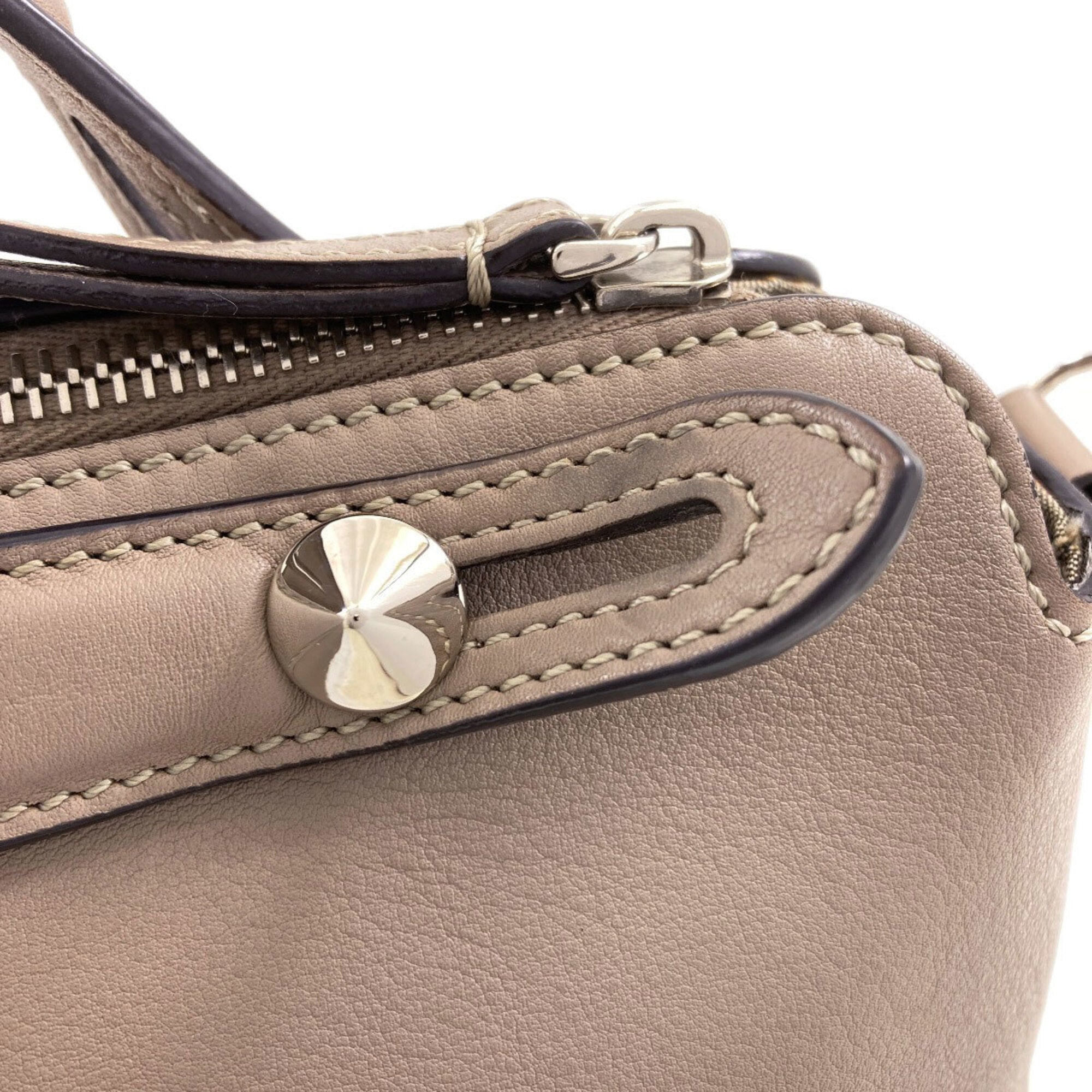 Fendi Grayish Leather Handbag (Pre-Owned)