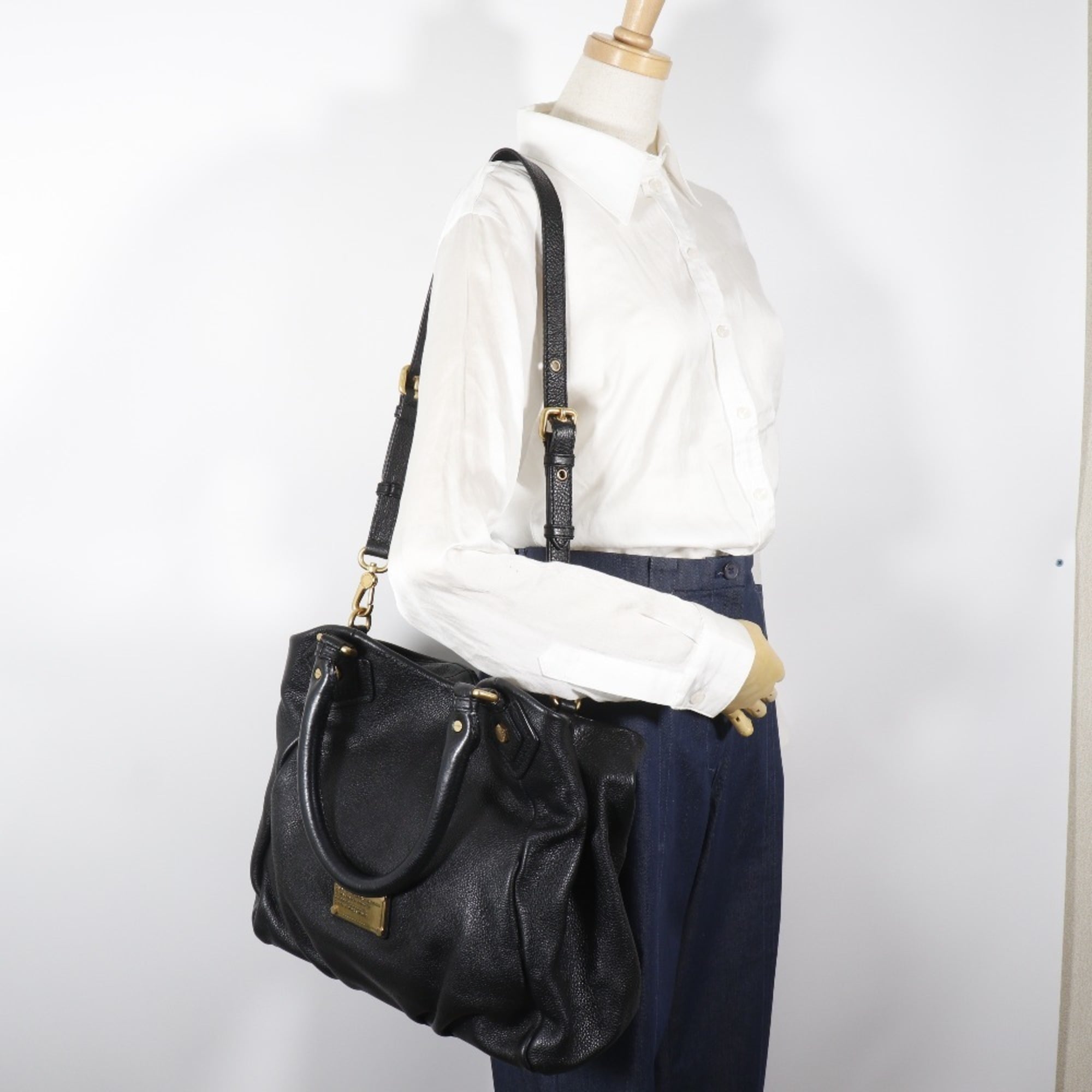 Marc By Marc Jacobs Black Leather Tote Bag (Pre-Owned)