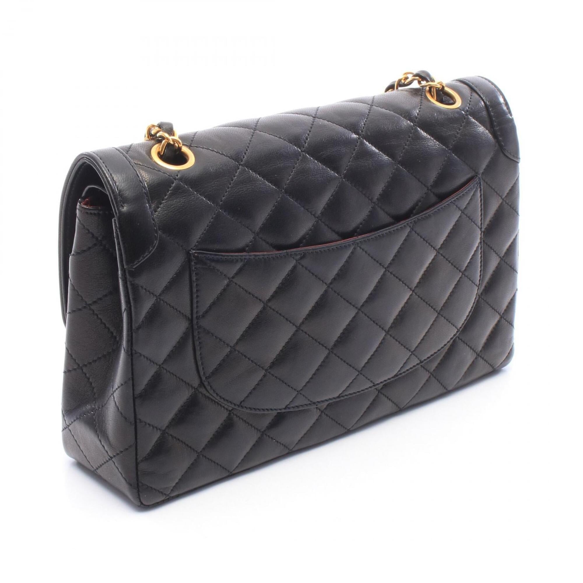 Chanel Black Leather Shoulder Bag (Pre-Owned)