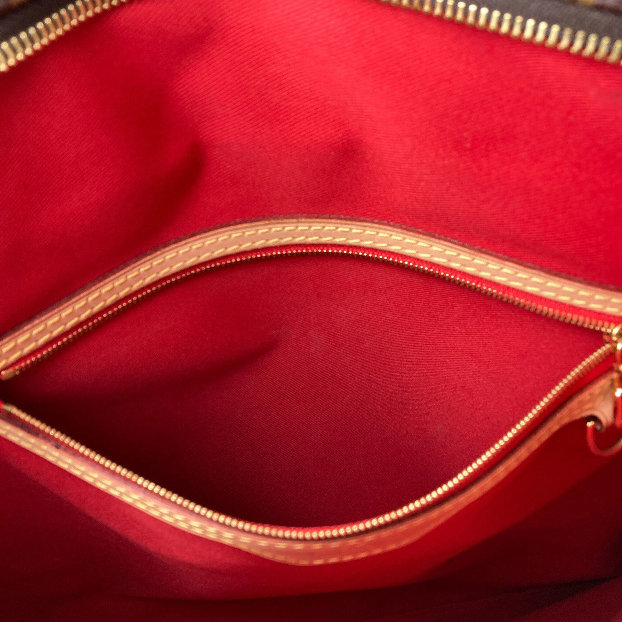 Louis Vuitton Monogram Monogram Pouch Tote Bag (Pre-Owned)