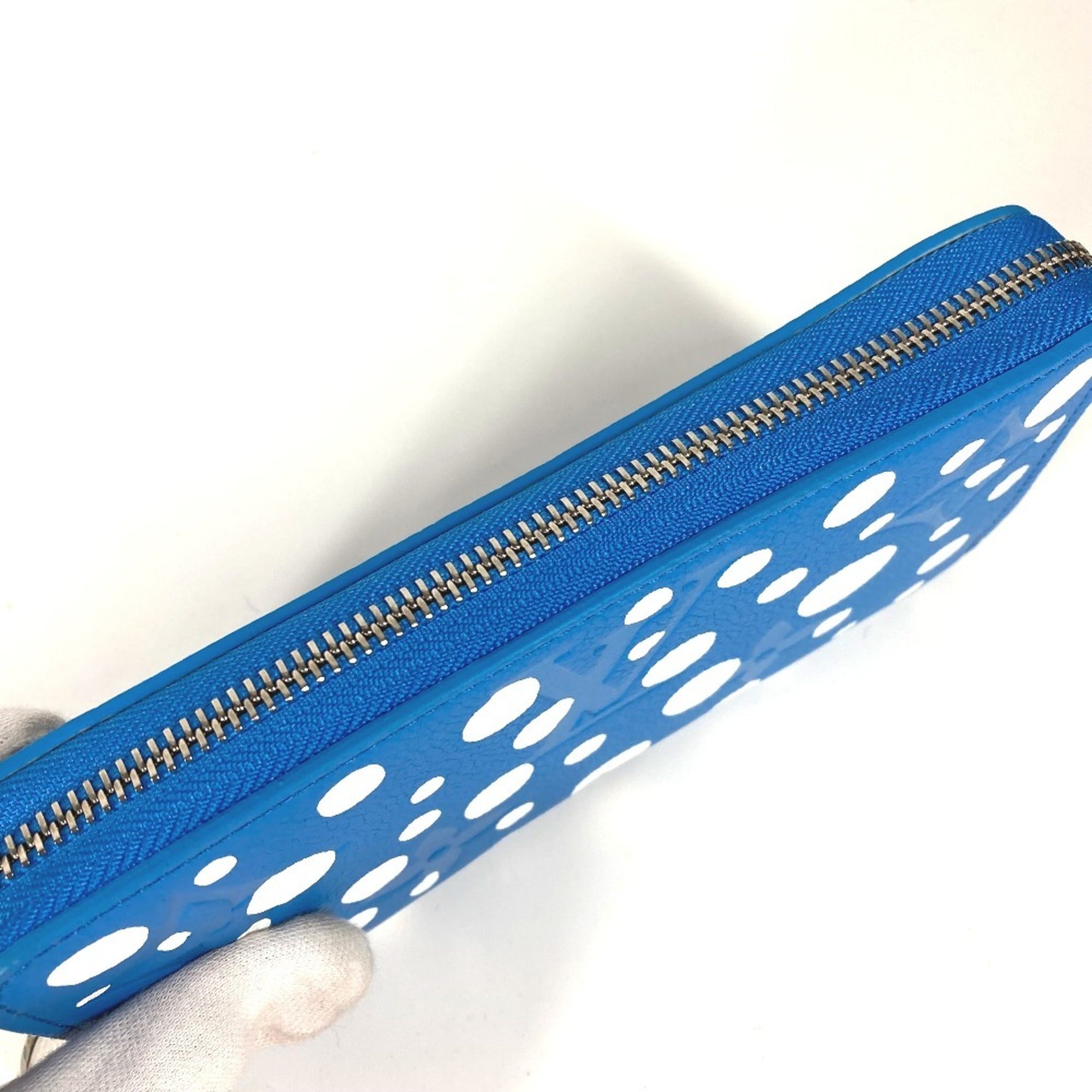 Louis Vuitton Monogram Empreinte Blue White Monogram Empreinte Wallet (Bi-Fold) (Pre-Owned)