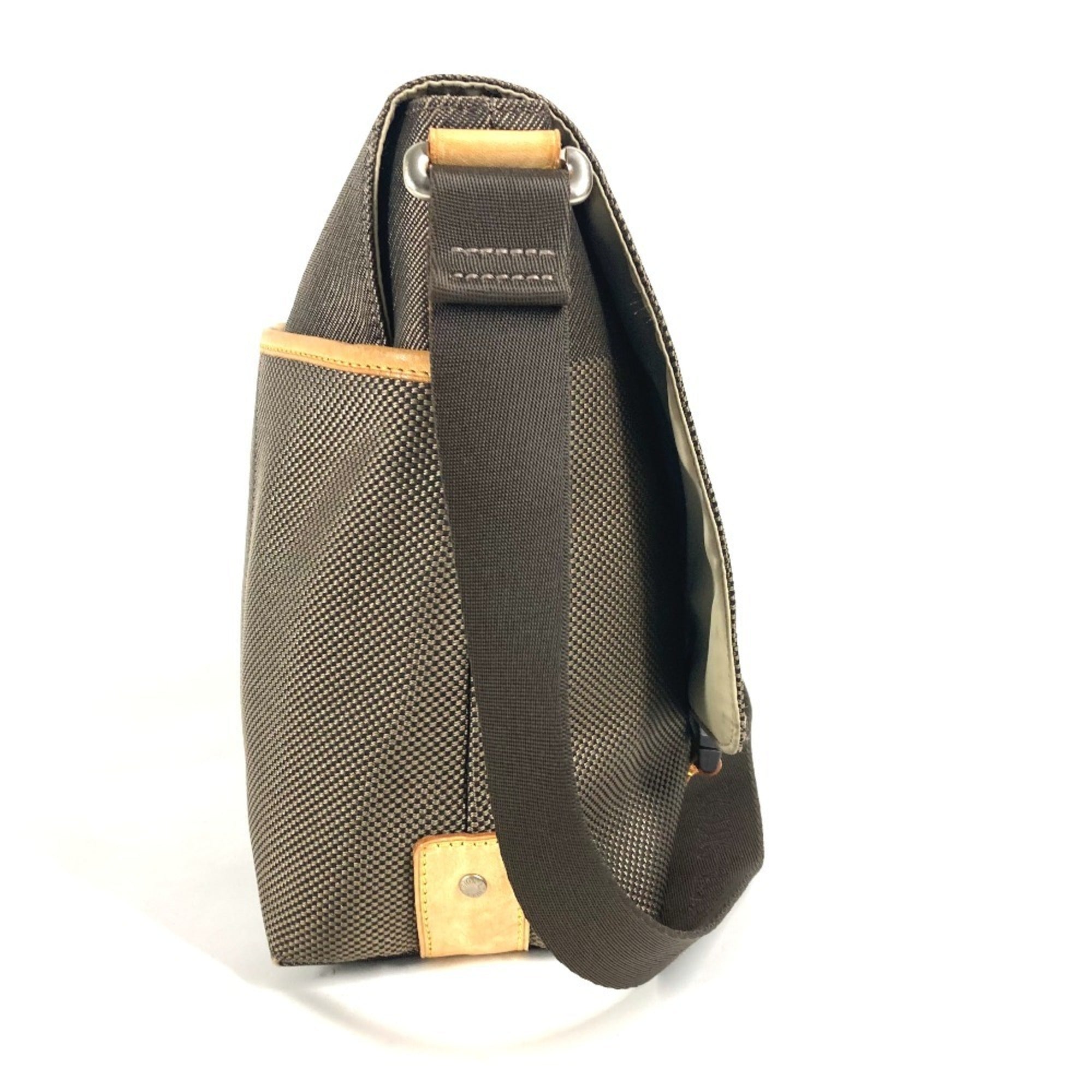 Louis Vuitton Khaki Damier Geant Messenger Bag Shoulder Bag (Pre-Owned)