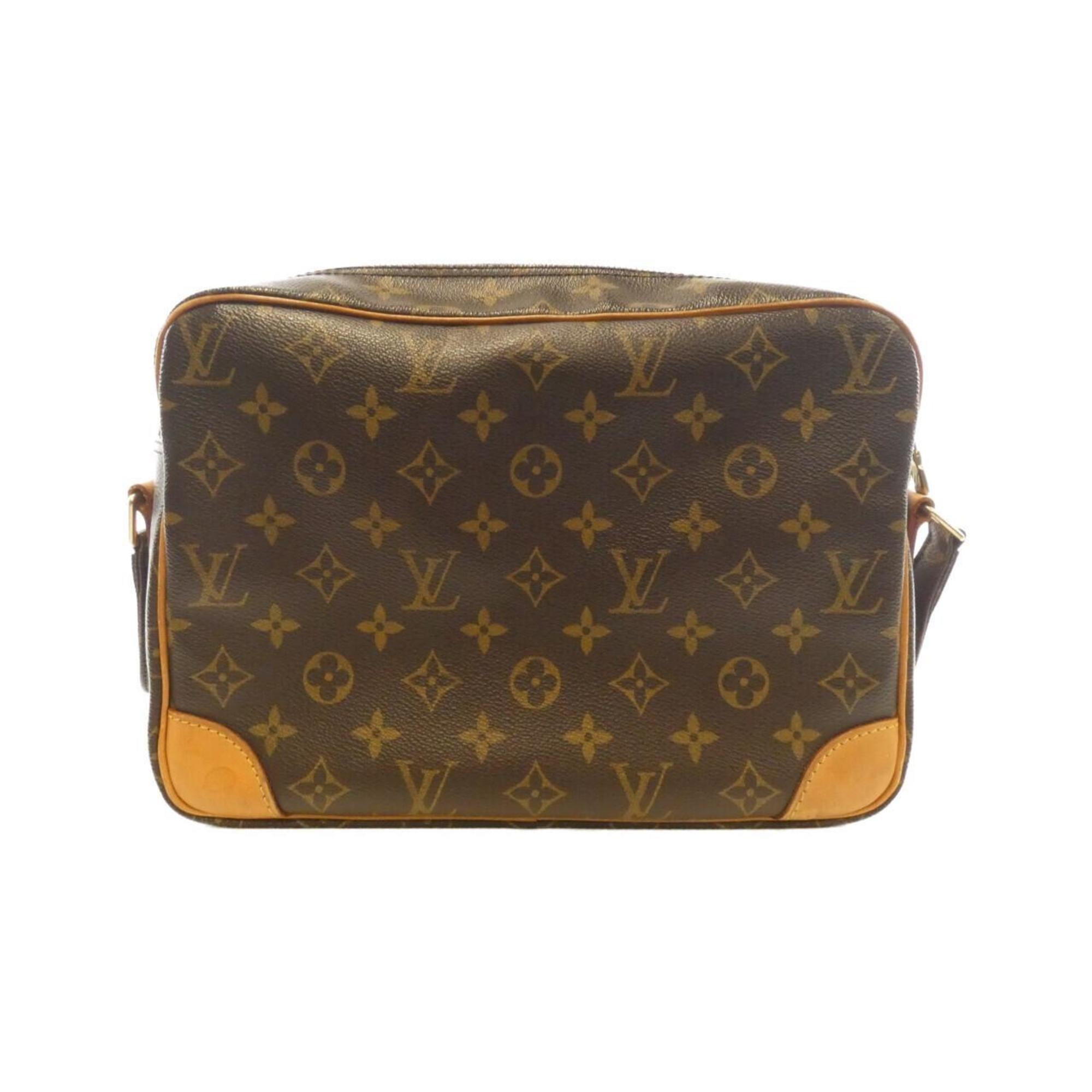 Louis Vuitton Marron Coated Canvas Shoulder Bag (Pre-Owned)