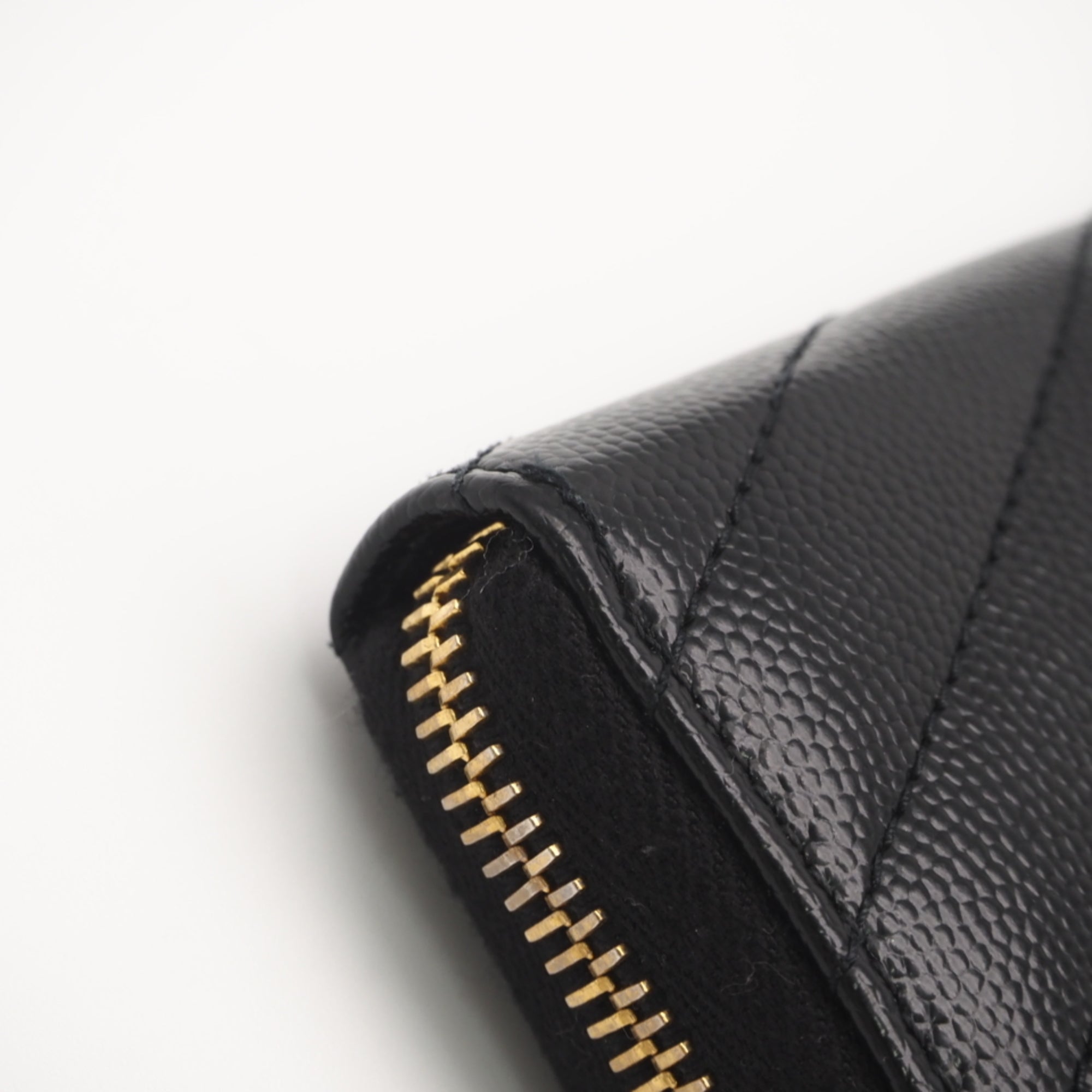 Saint Laurent Black Long Wallet (Bi-Fold) (Pre-Owned)