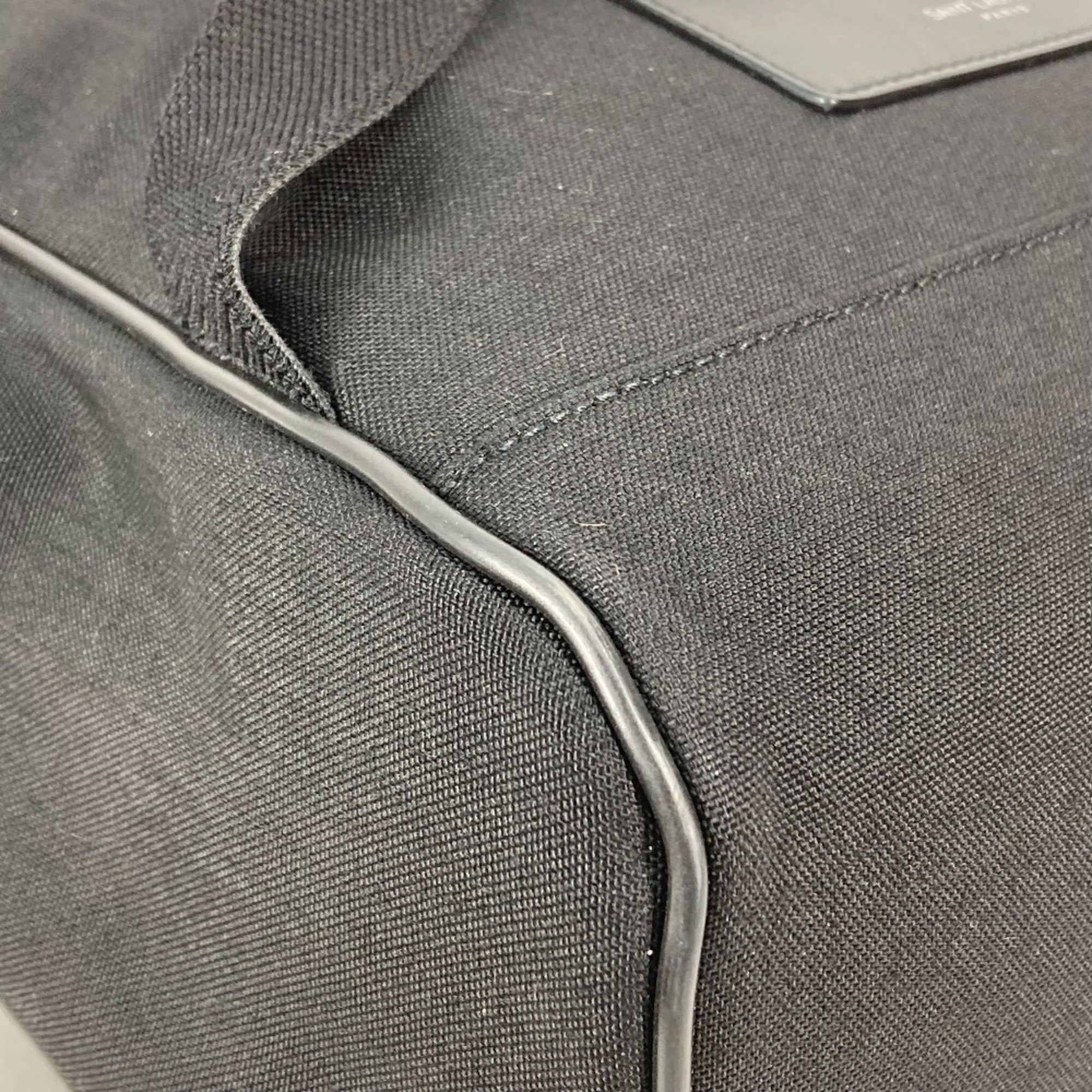 Saint Laurent Black Leather Backpack (Pre-Owned)