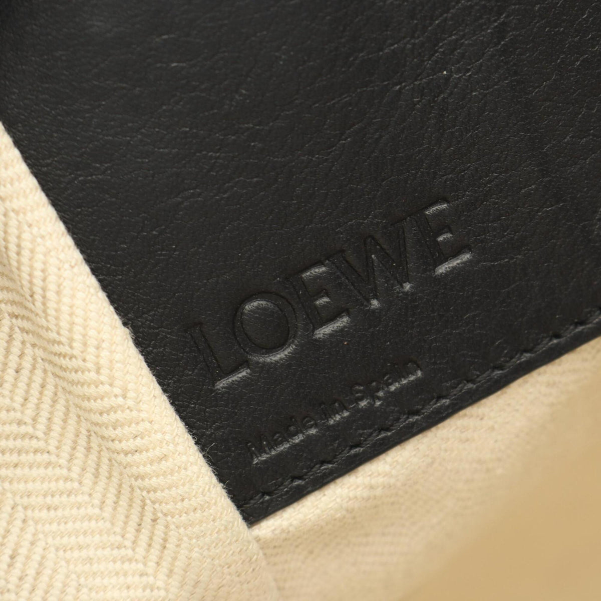 Loewe Black Brown Gray Leather Handbag (Pre-Owned)