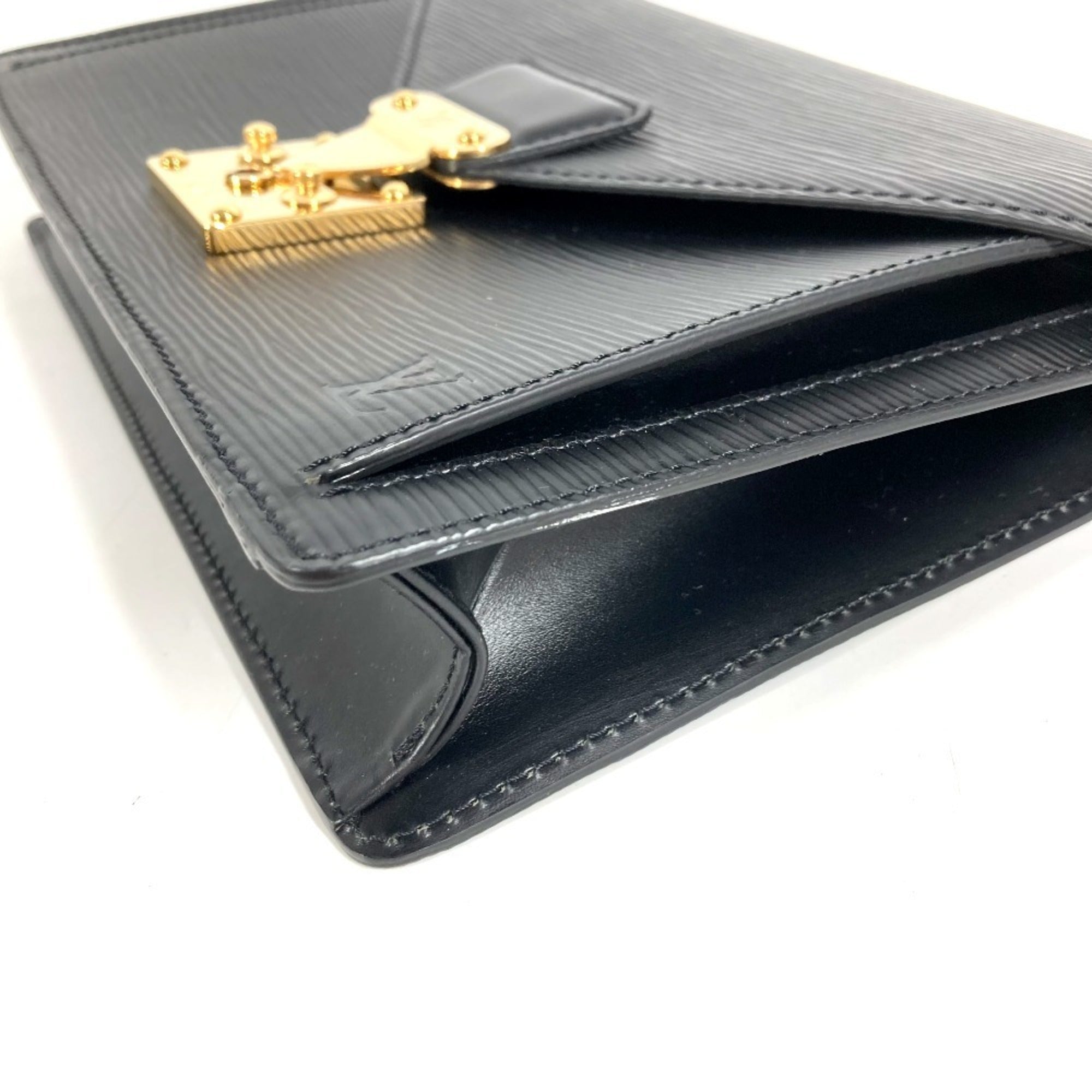 Louis Vuitton Black Noir Epi Leather Clutch Bag Pochette (Pre-Owned)