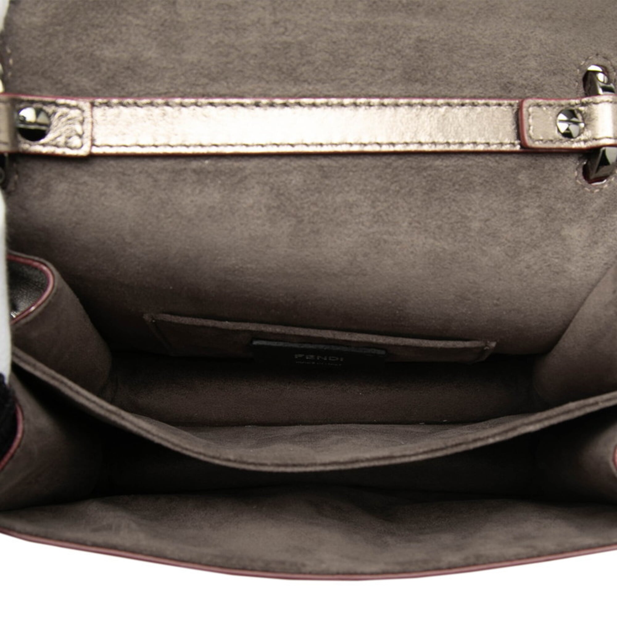 Fendi Silver Leather Shoulder Bag (Pre-Owned)