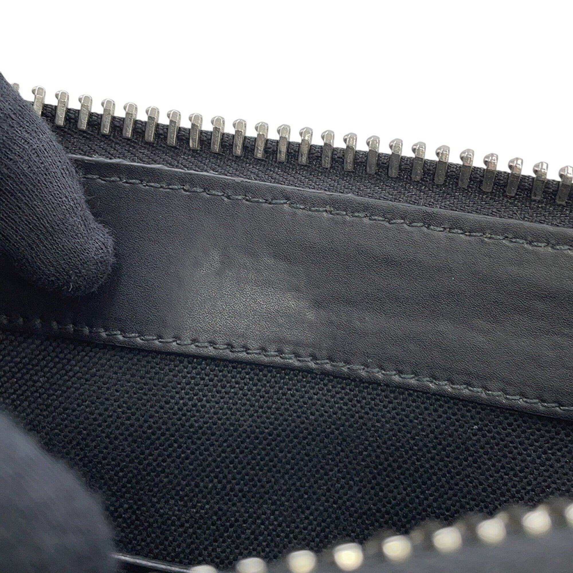 Gucci Black Gg Supreme Handbag Messenger Bag Shoulder Bag (Pre-Owned)