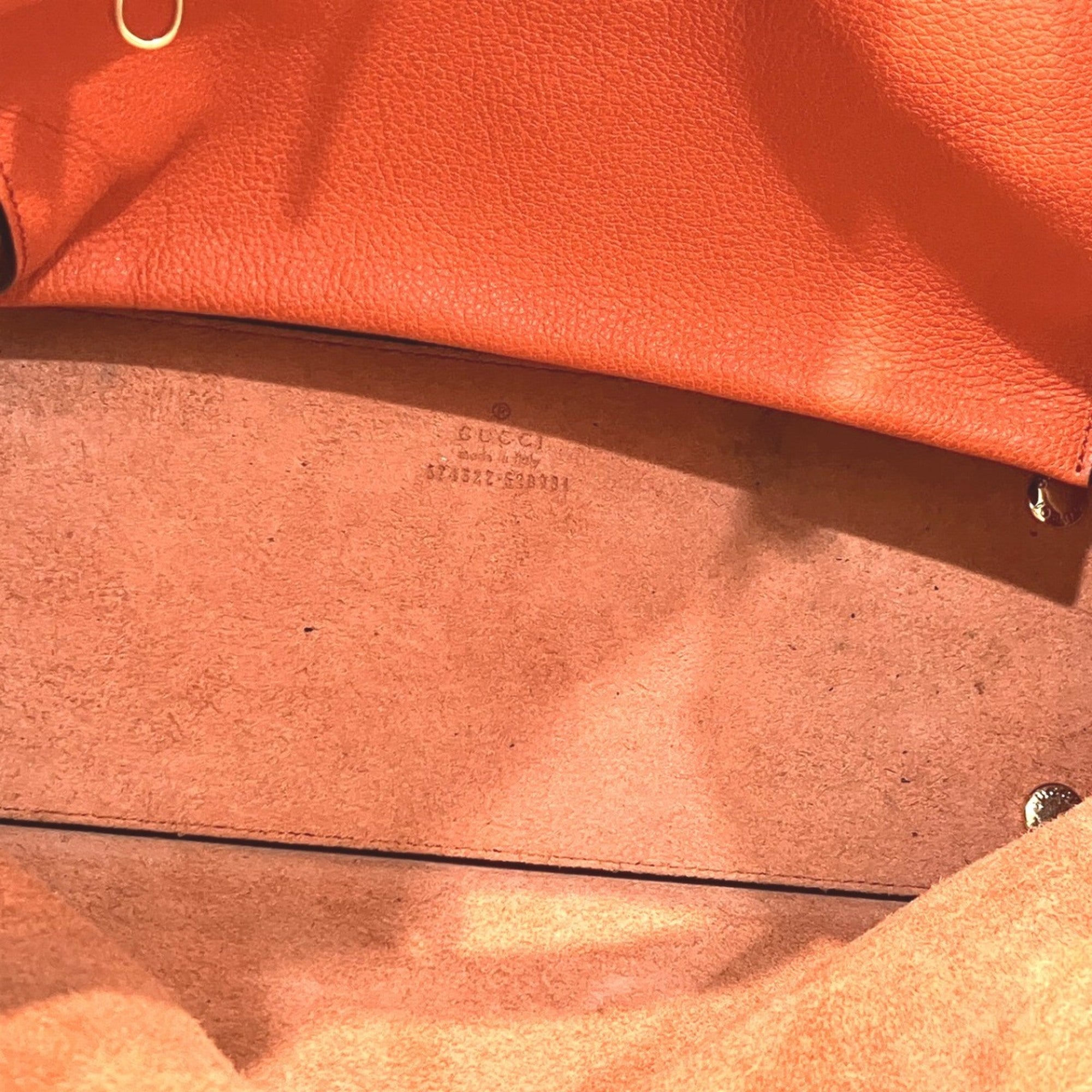 Gucci Orange Leather Shoulder Bag (Pre-Owned)