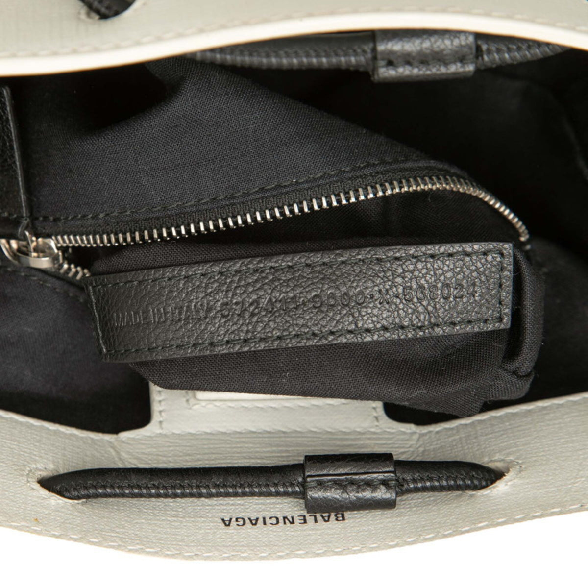 Balenciaga Black White Leather Handbag Shoulder Bag (Pre-Owned)