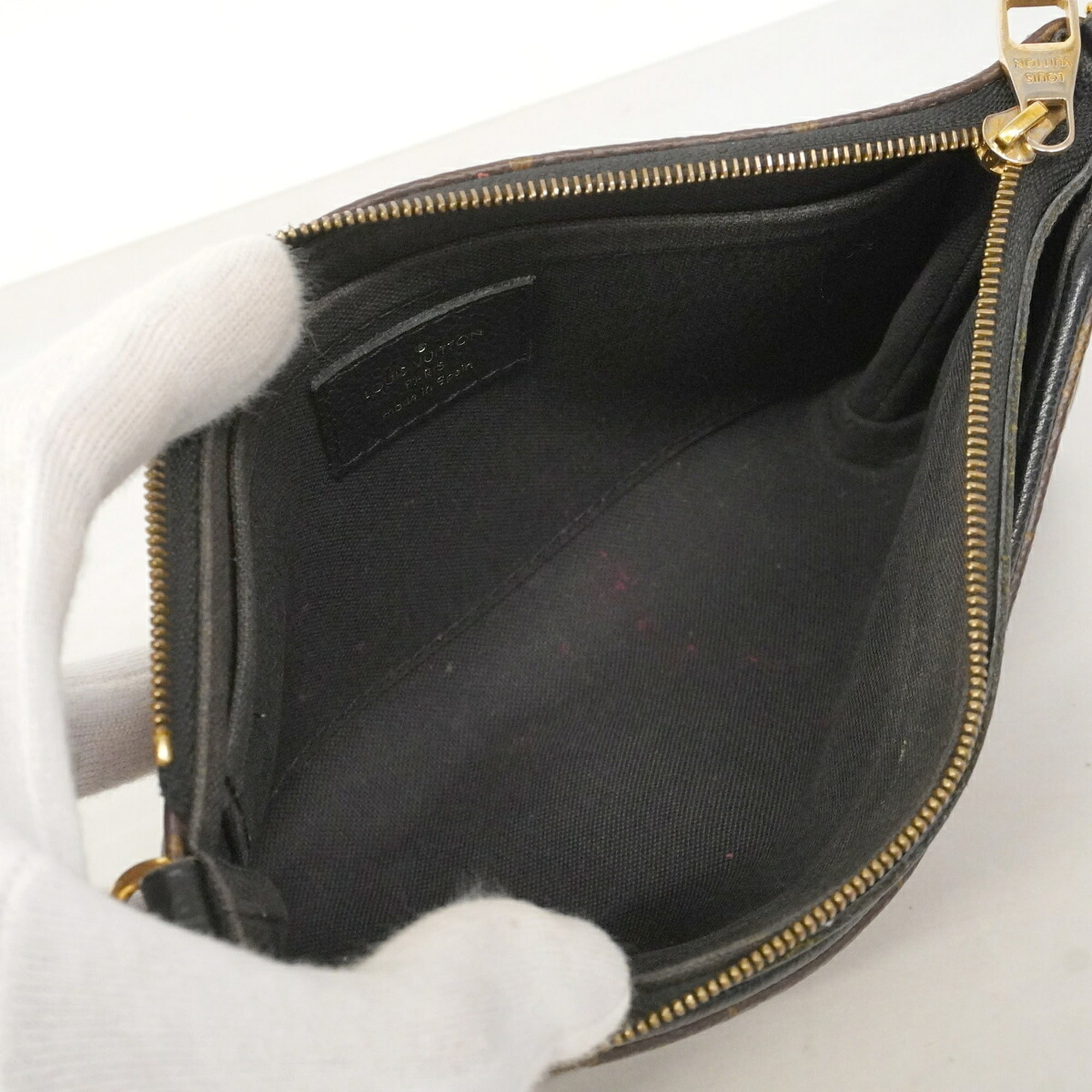 Louis Vuitton Brown Noir Handbag (Pre-Owned)