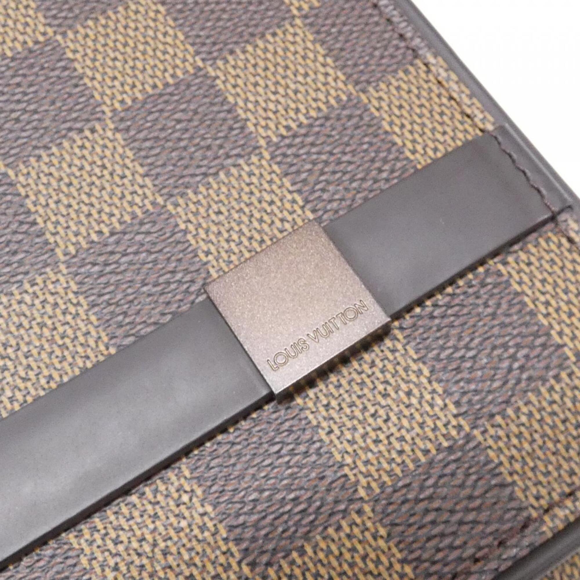 Louis Vuitton Brown Coated Canvas Shoulder Bag (Pre-Owned)