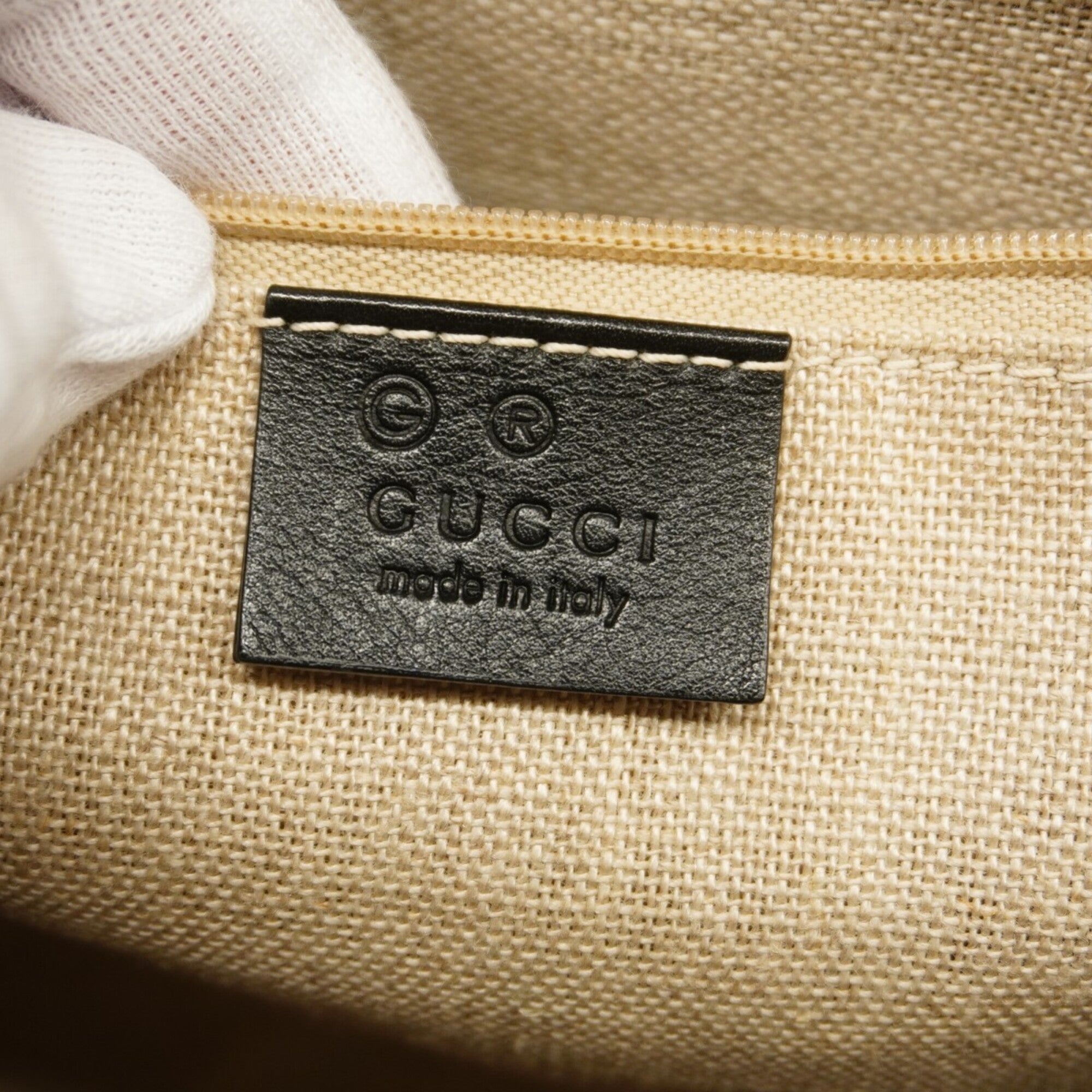 Gucci Black Leather Handbag (Pre-Owned)