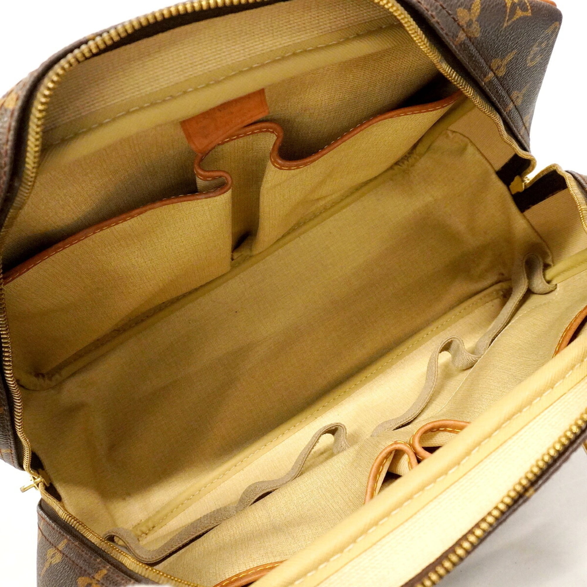 Louis Vuitton Brown Handbag (Pre-Owned)