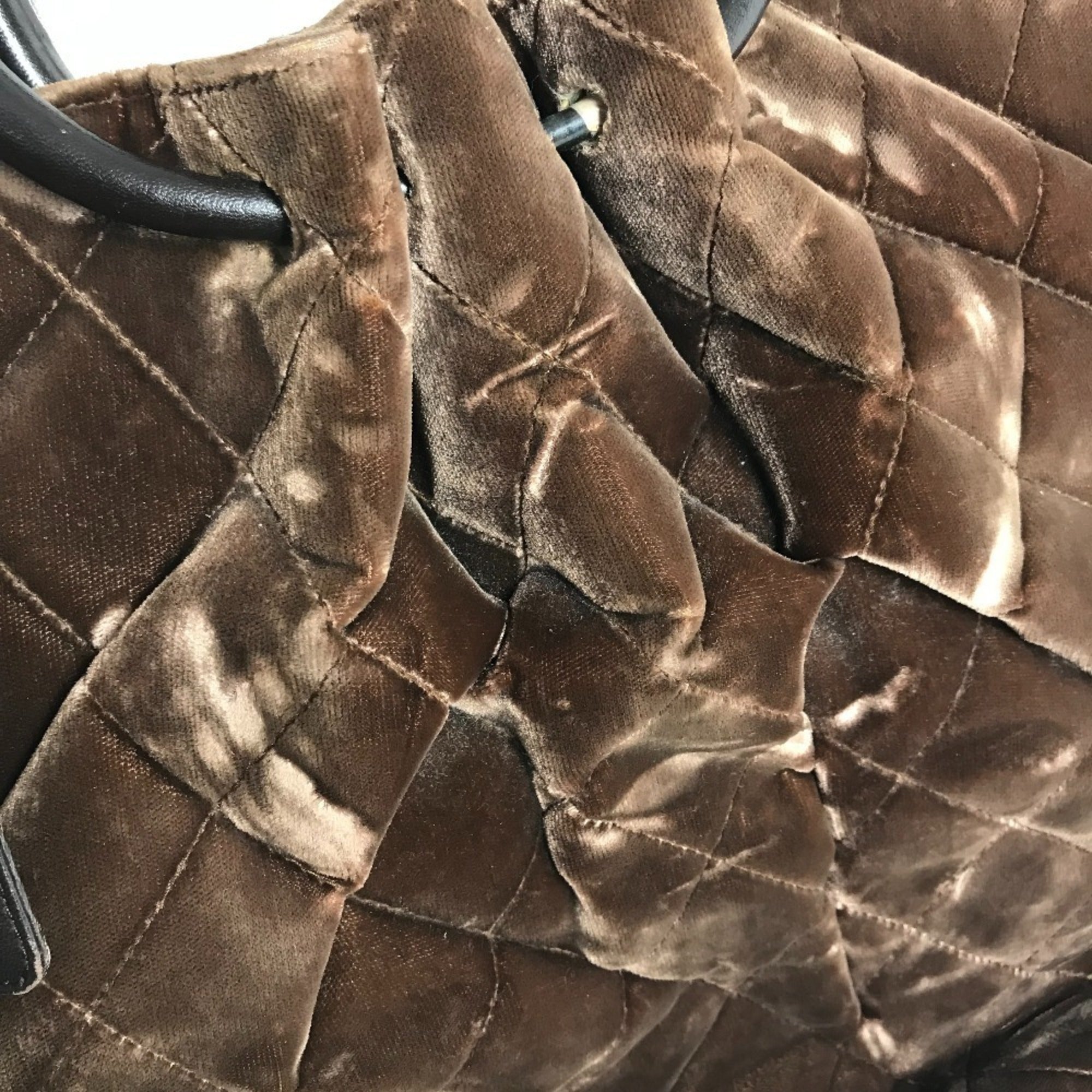 Chanel Brown Handbag (Pre-Owned)