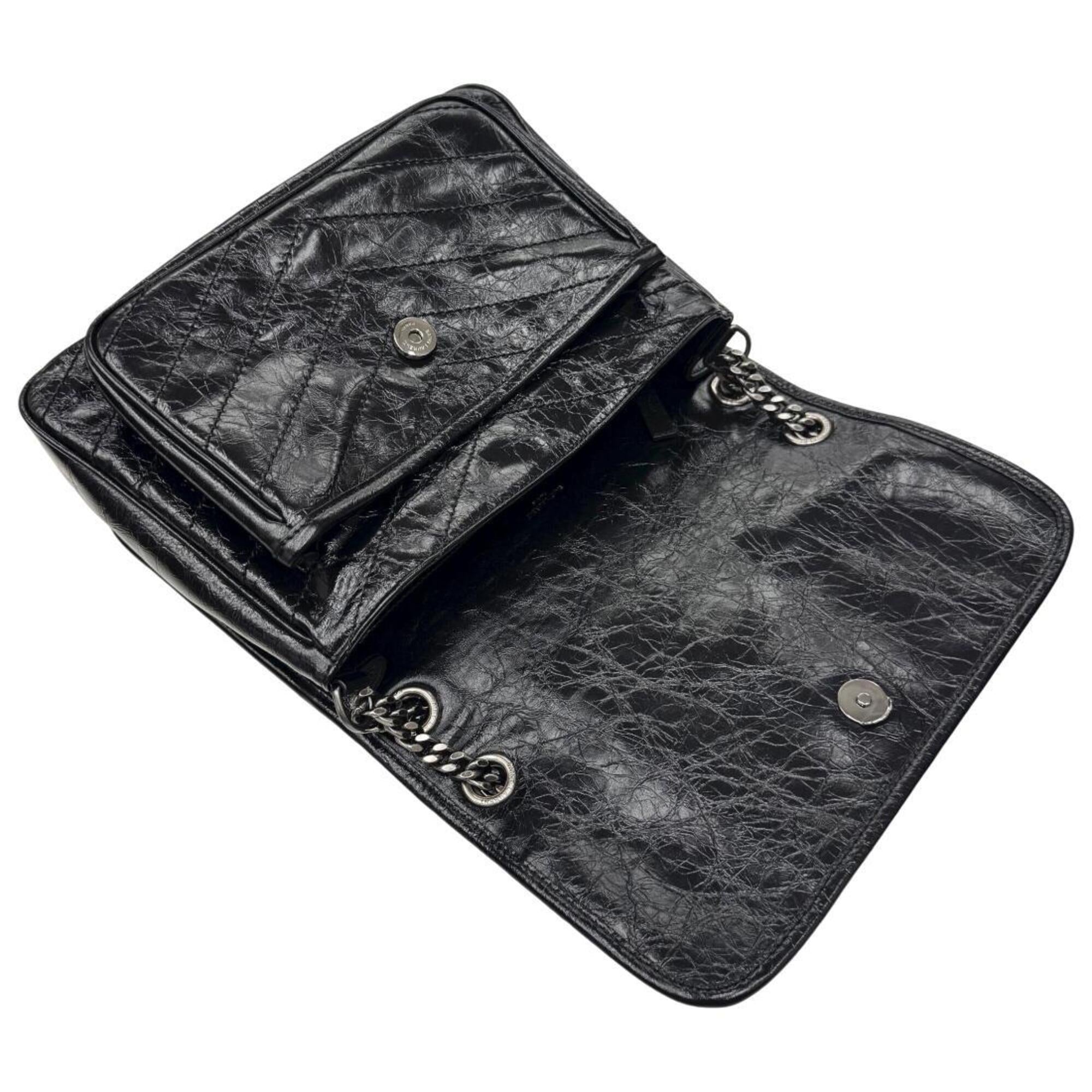 Yves Saint Laurent Black Leather Shoulder Bag (Pre-Owned)