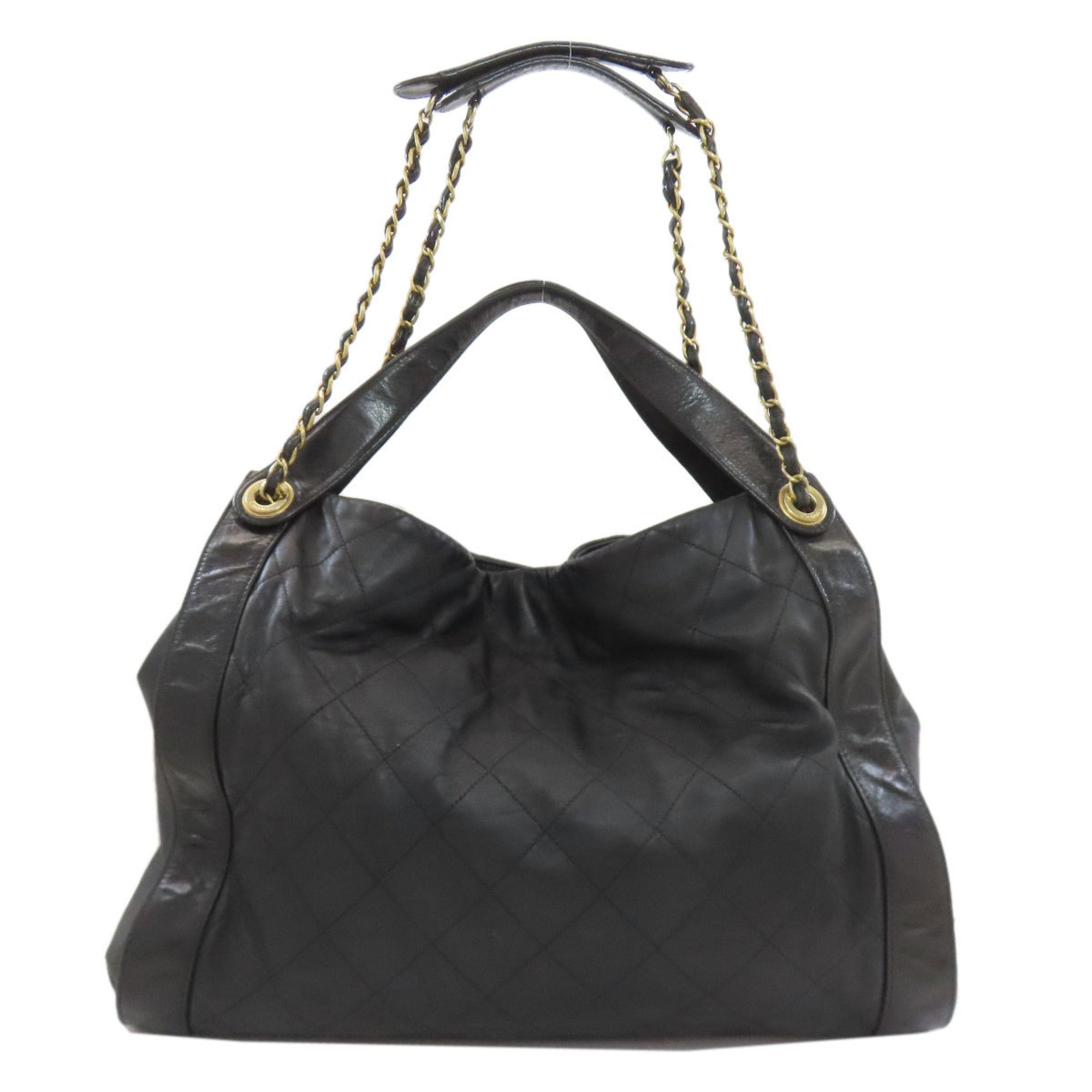 Chanel Black Leather Shoulder Bag (Pre-Owned)