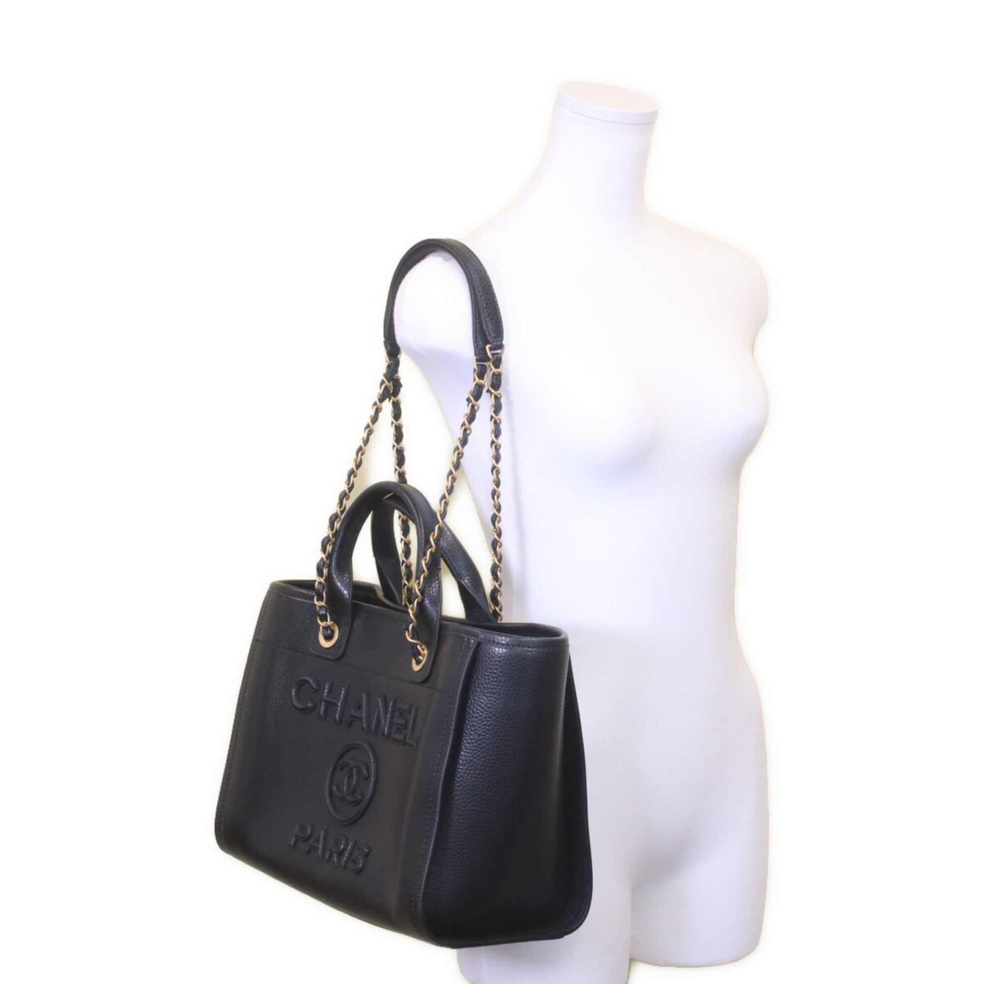 Chanel Black Grained Calfskin Pouch Shoulder Bag (Pre-Owned)