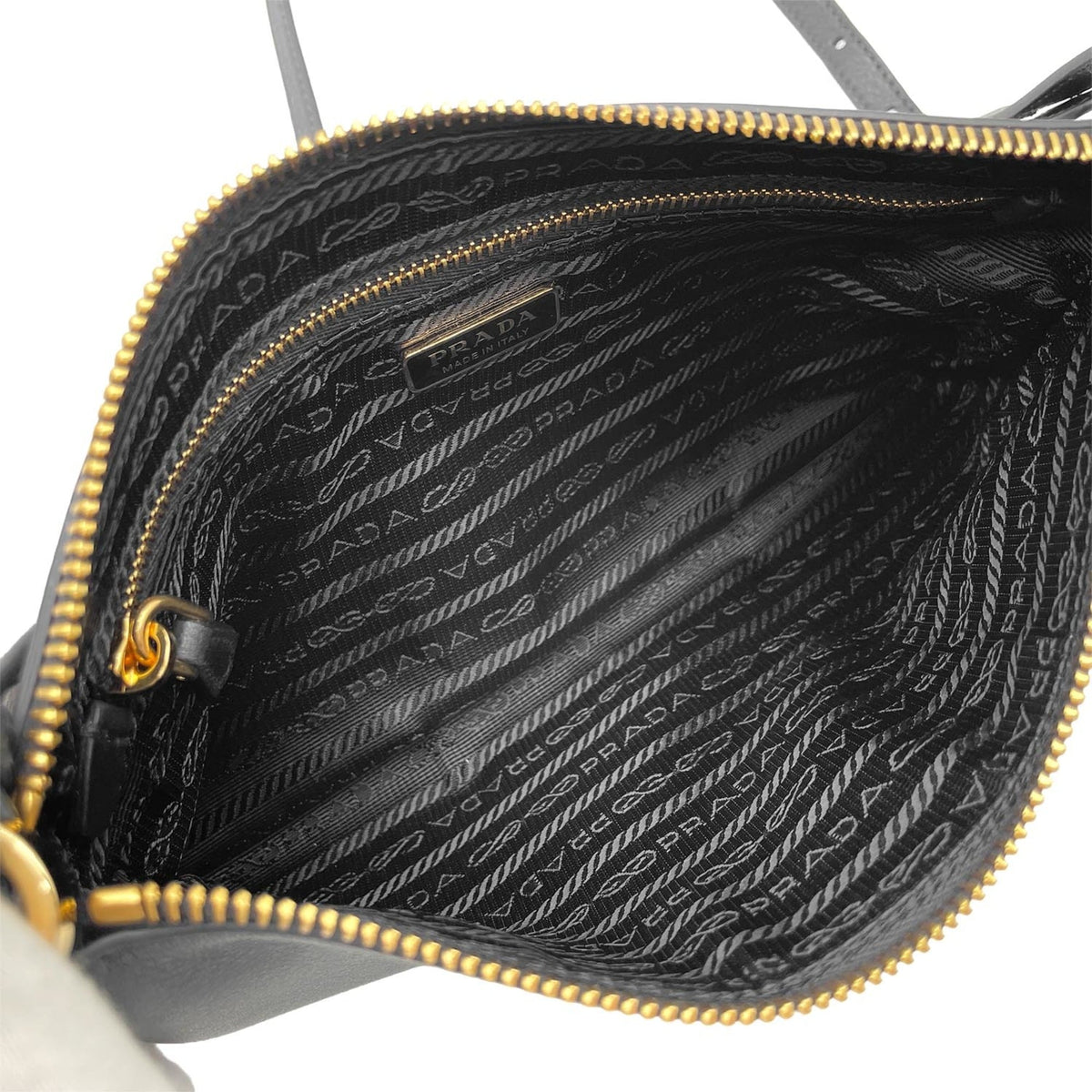 Prada Black Gold Leather Handbag Shoulder Bag (Pre-Owned)