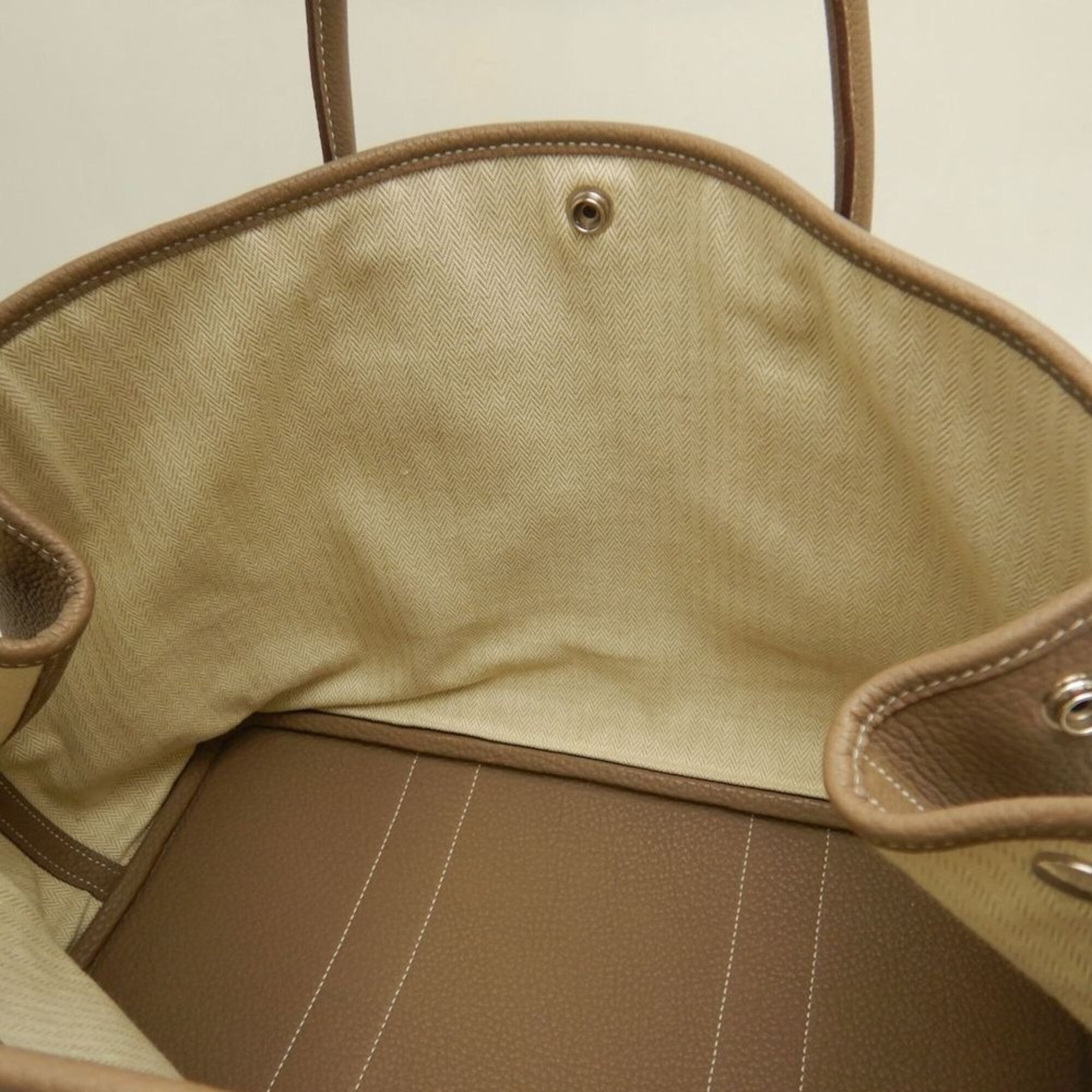 Hermes Etoupe Gray Negonda Leather Handbag (Pre-Owned)