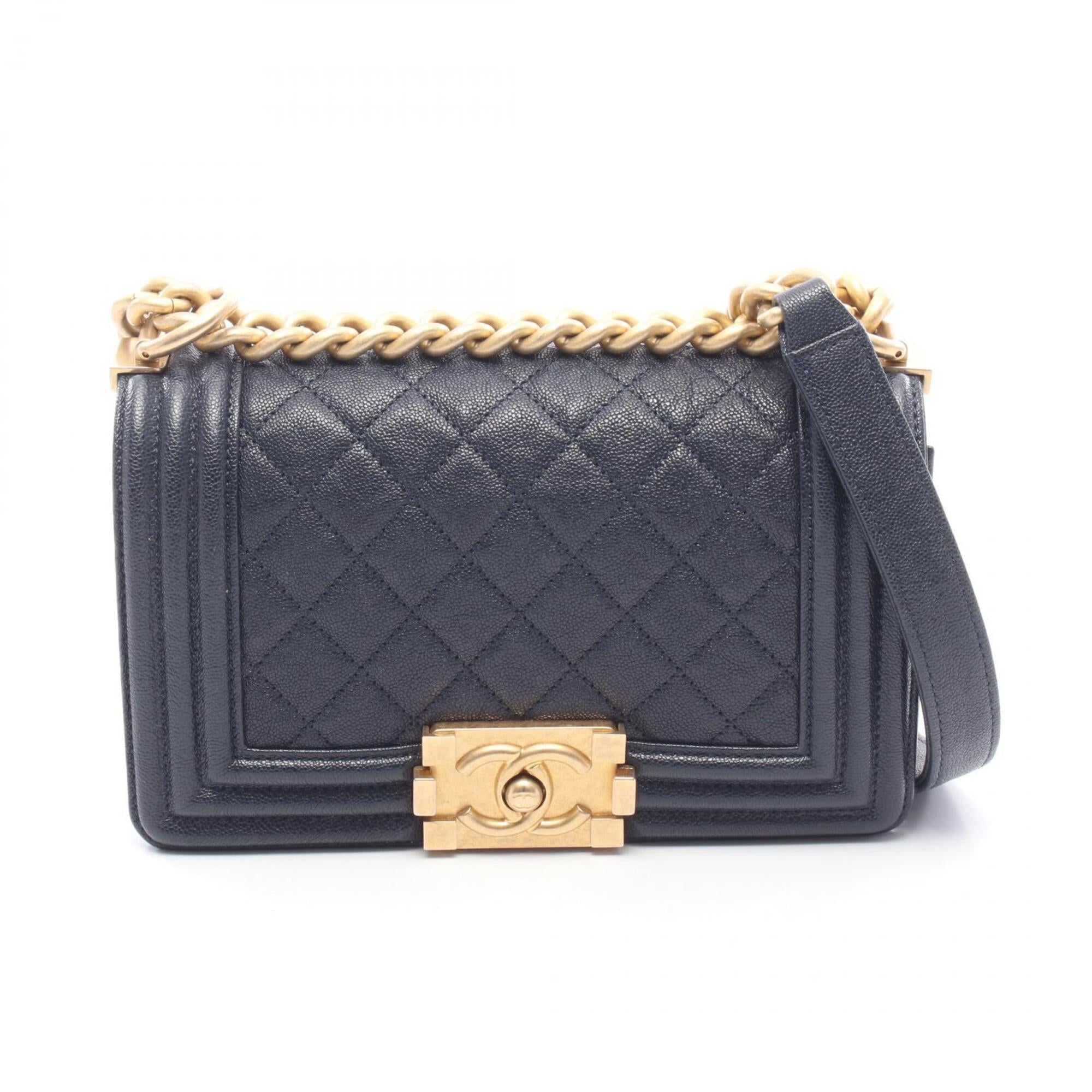 Chanel Boy Chanel Navy Leather Handbag Shoulder Bag (Pre-Owned)