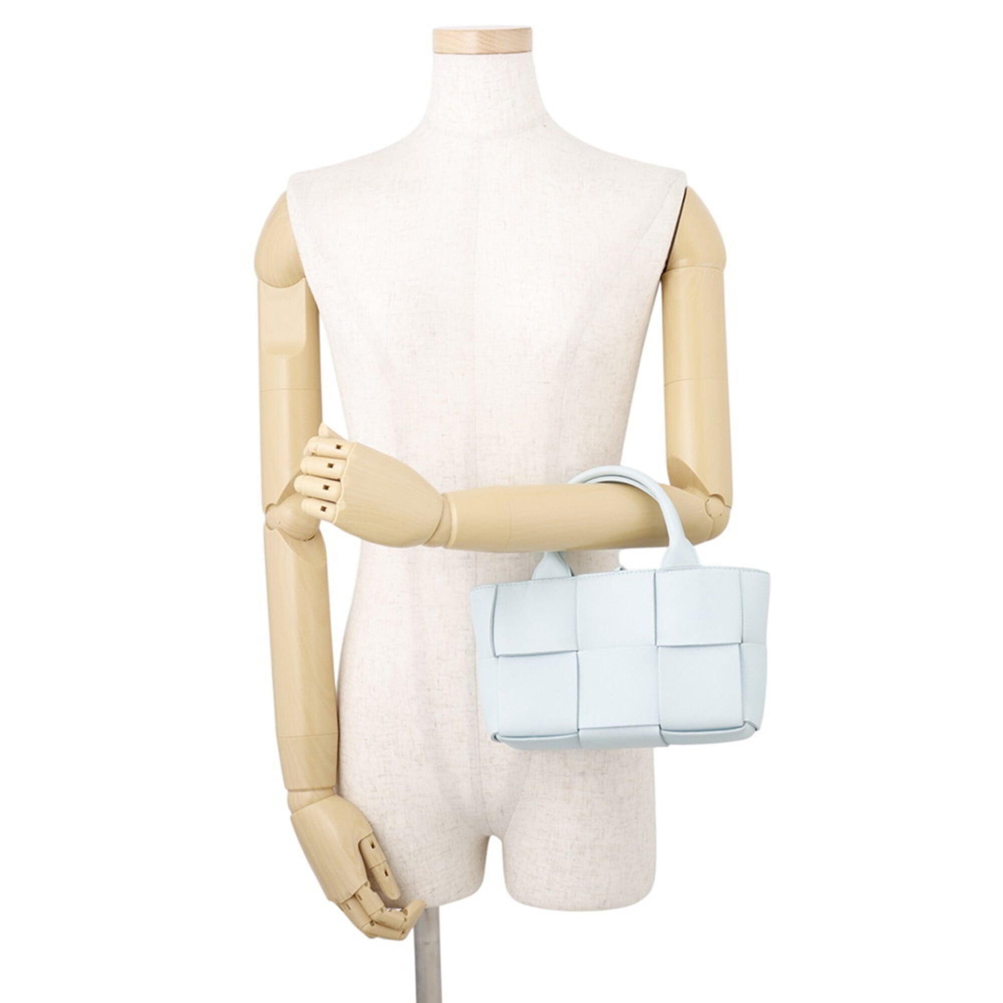 Bottega Veneta Light Blue Leather Handbag (Pre-Owned)
