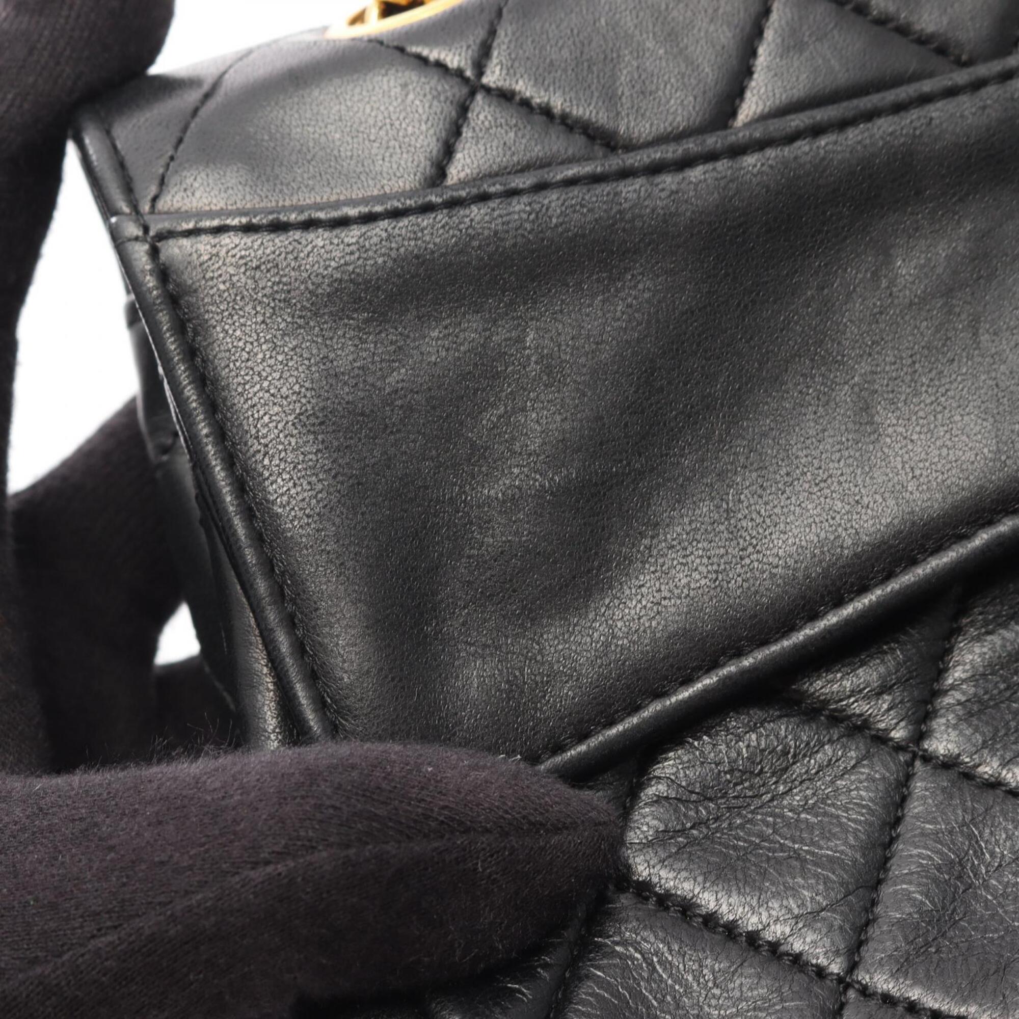 Chanel Black Leather Handbag Shoulder Bag (Pre-Owned)