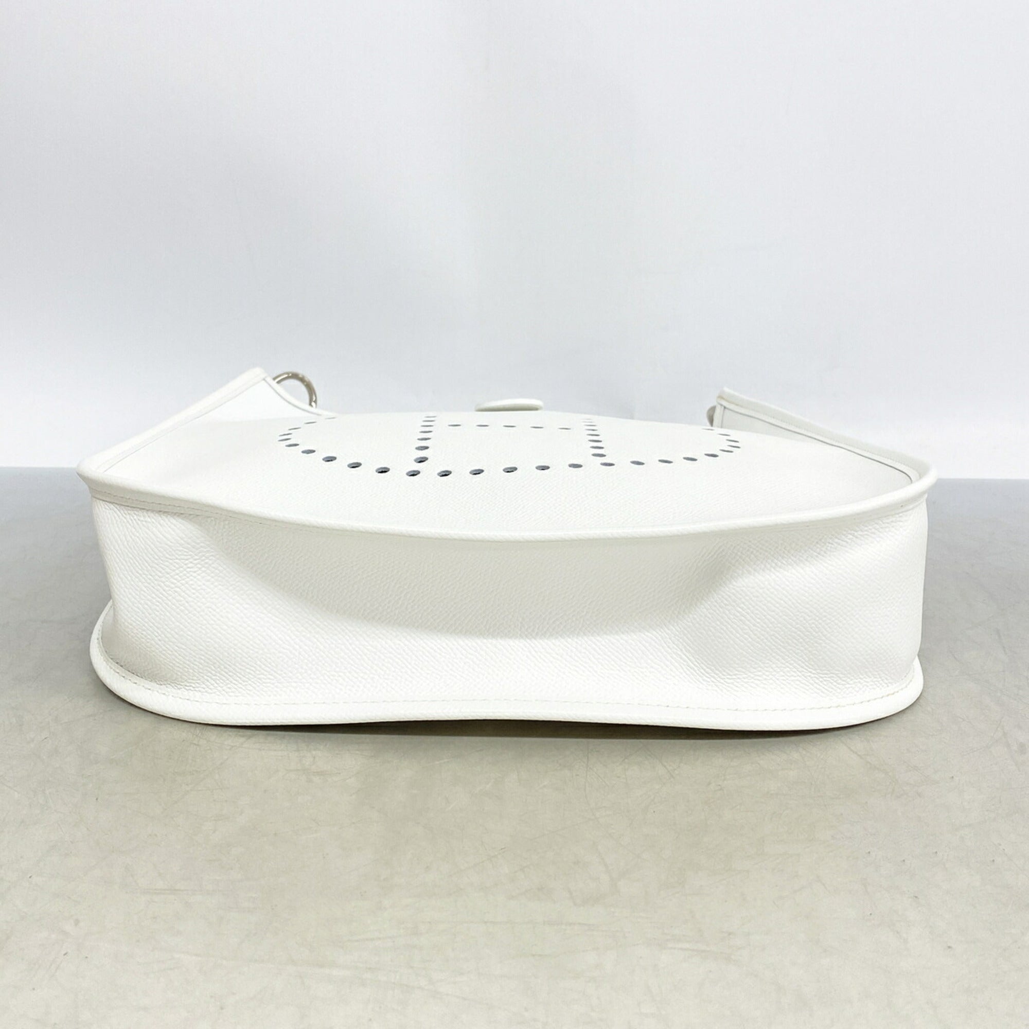 Hermes White Epsom Leather Leather Shoulder Bag (Pre-Owned)