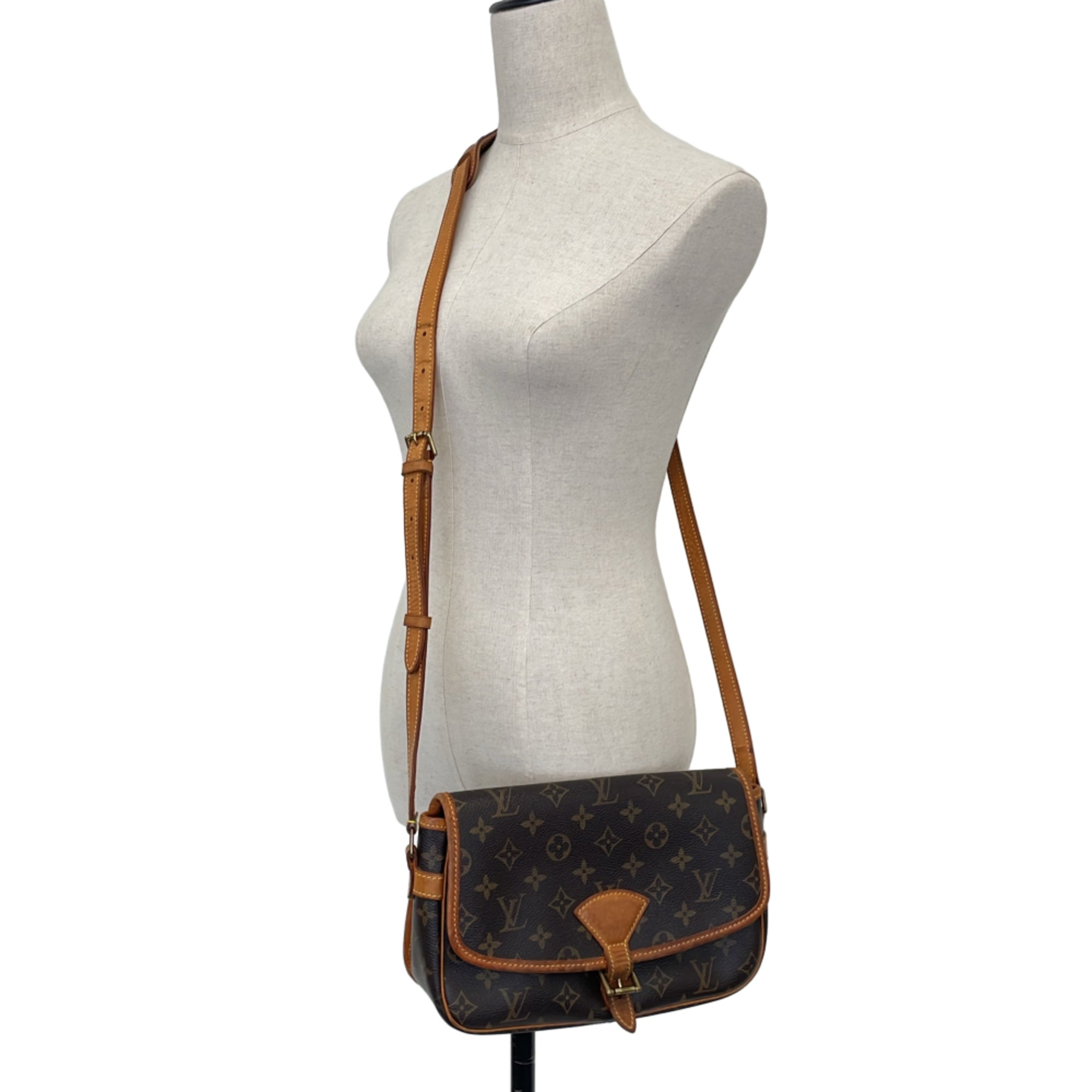 Louis Vuitton Monogram Brown Monogram Shoulder Bag (Pre-Owned)