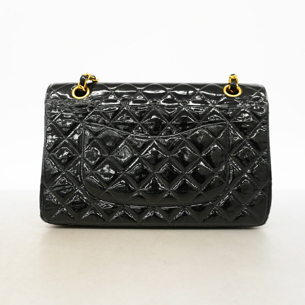 Chanel Black Patent Leather Shoulder Bag (Pre-Owned)