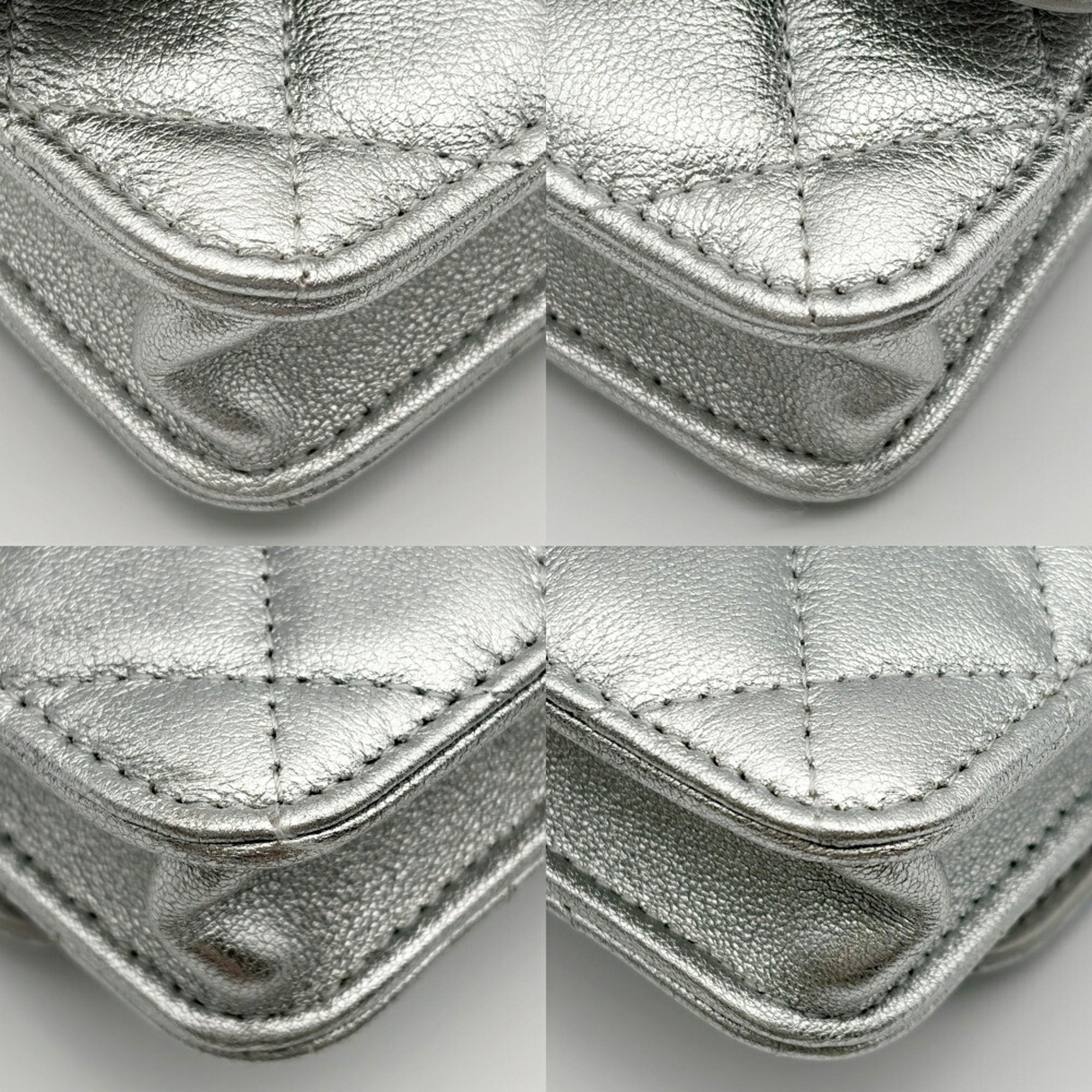 Chanel Matelasse Silver Leather Shoulder Bag (Pre-Owned)