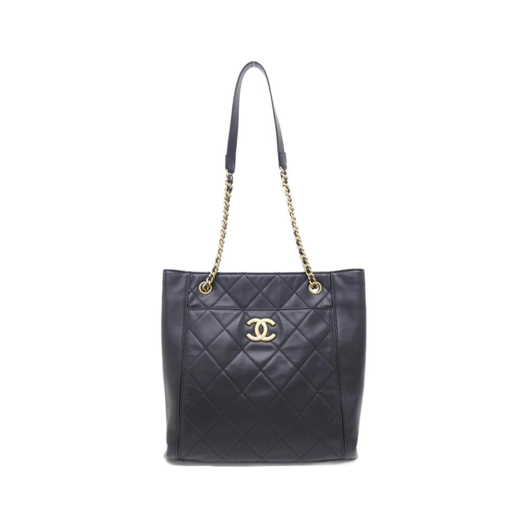 Chanel Black Leather Shoulder Bag (Pre-Owned)