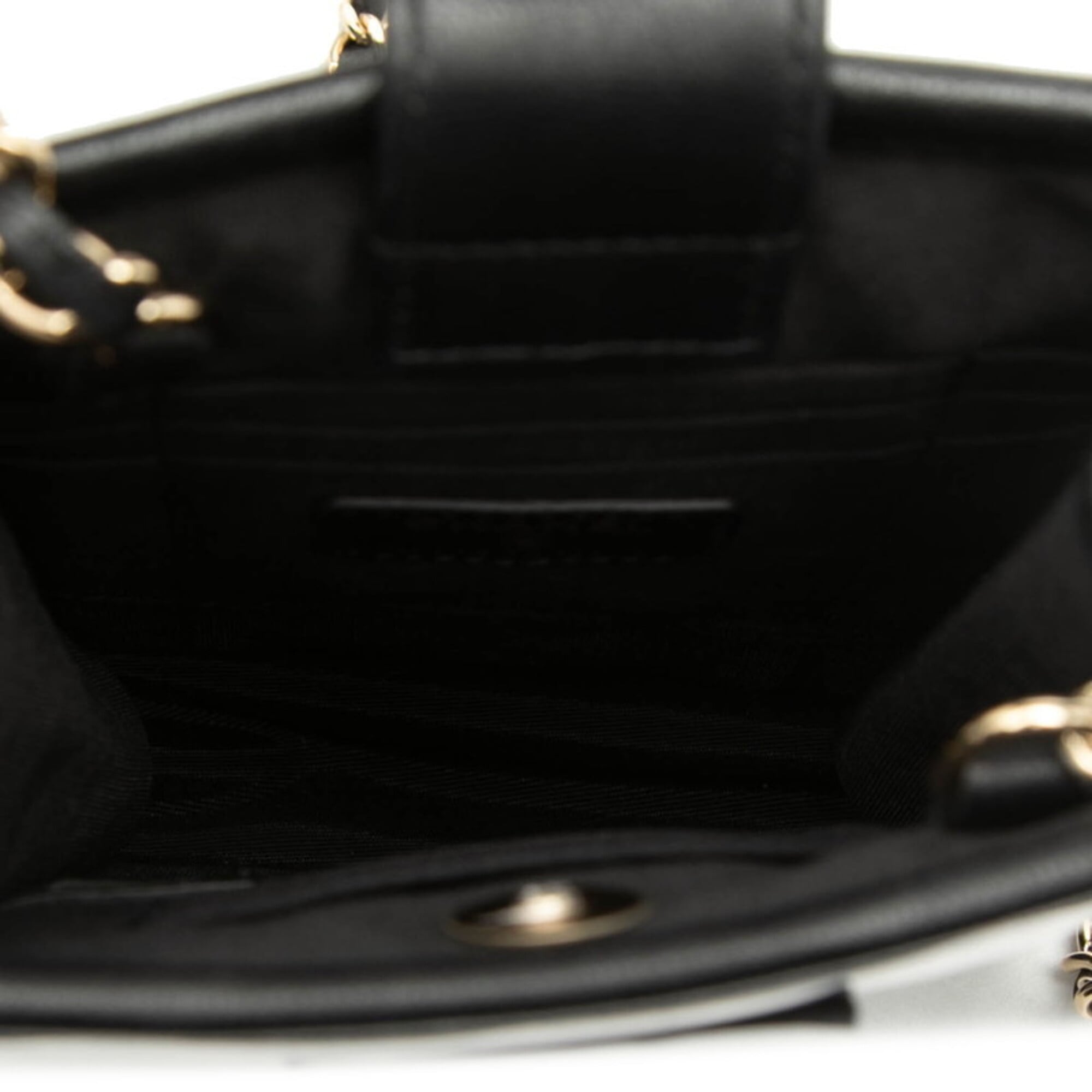 Chanel Black Vinyl Leather Shoulder Bag (Pre-Owned)