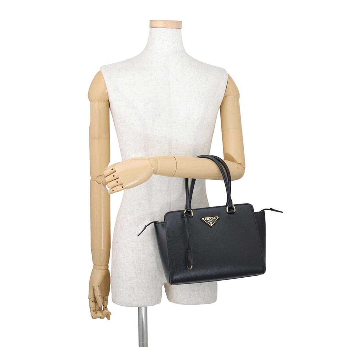 Prada Black Leather Handbag (Pre-Owned)