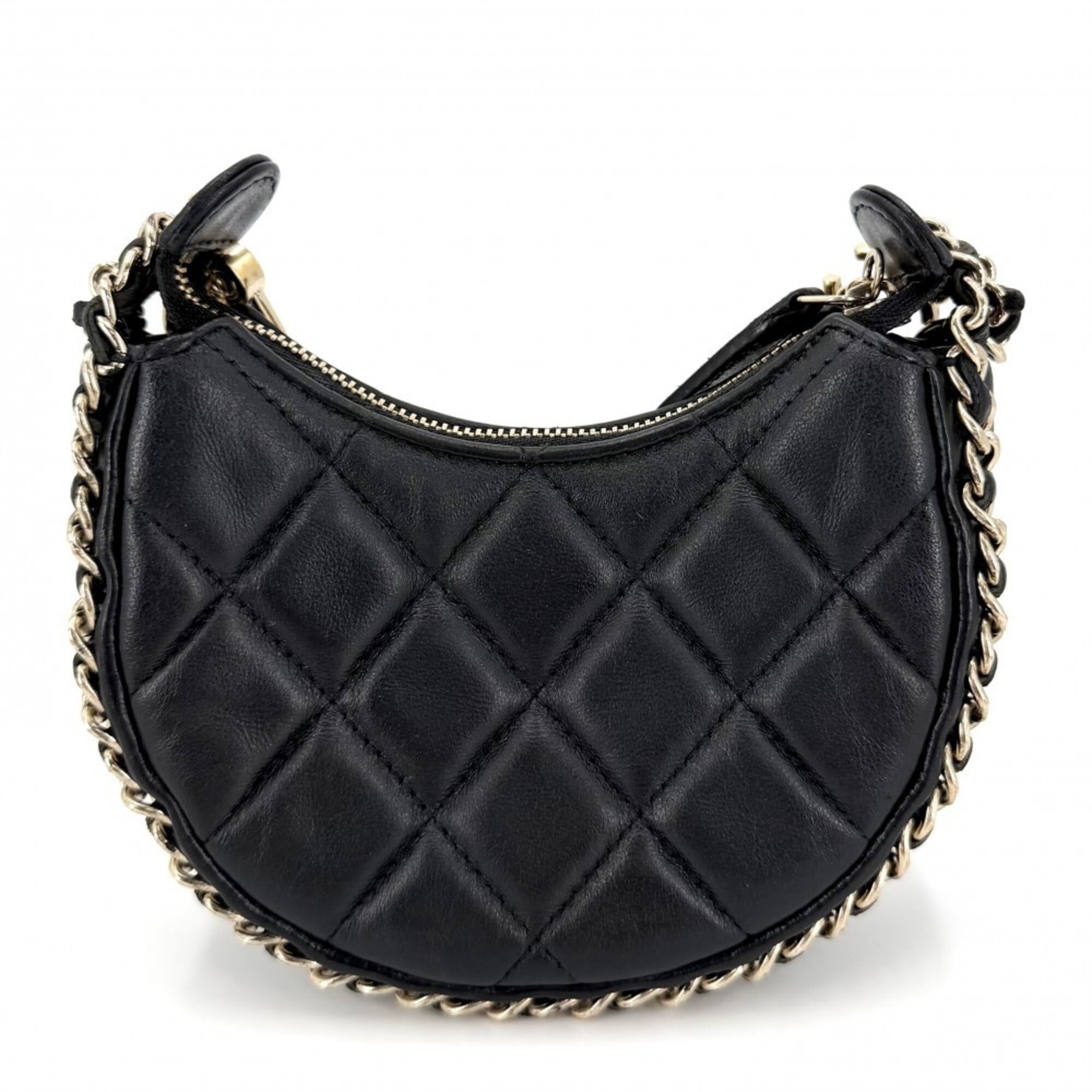 Chanel Black Leather Shoulder Bag (Pre-Owned)