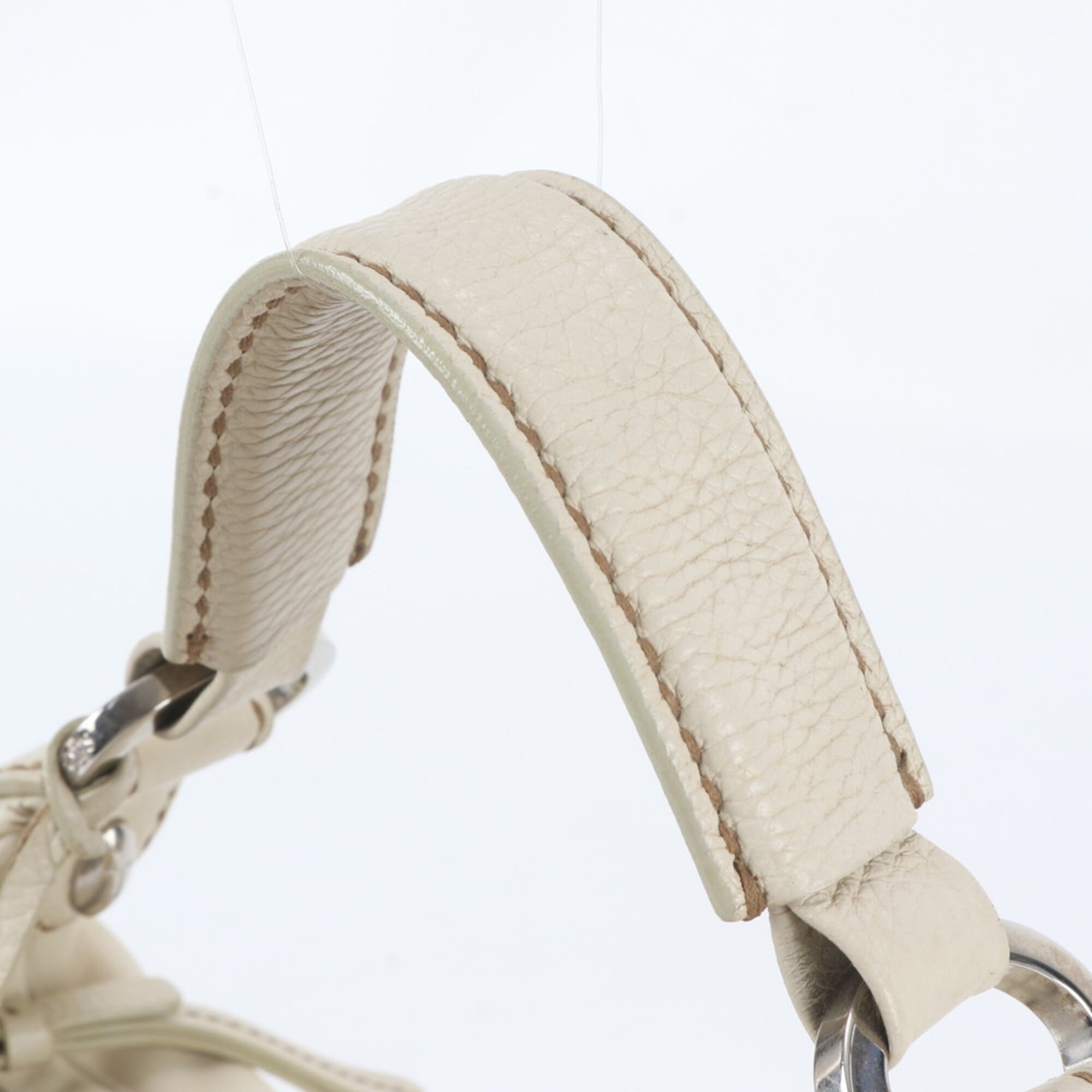 Tod's White Leather Handbag Shoulder Bag (Pre-Owned)