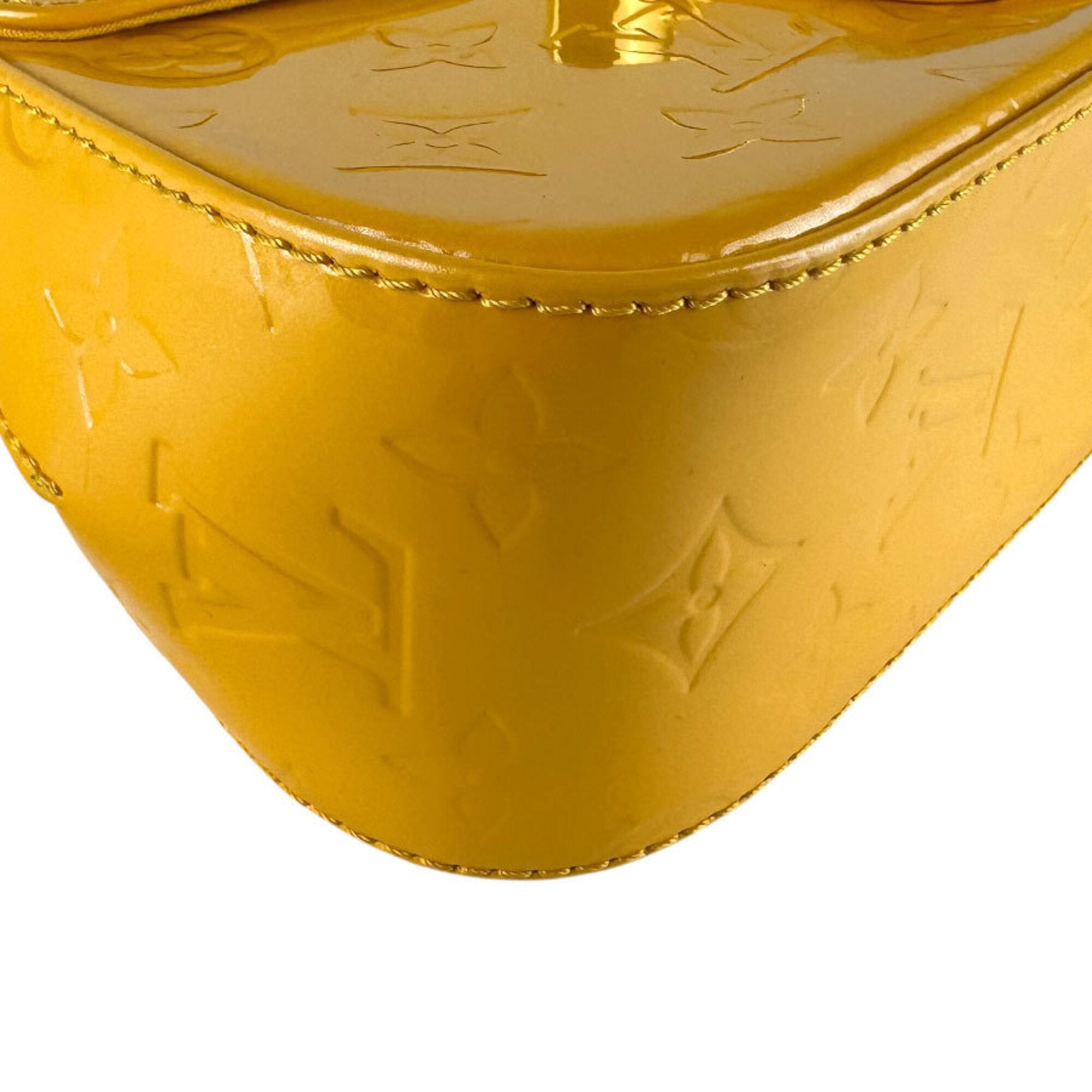 Louis Vuitton Jaune Monogram Vernis Shoulder Bag (Pre-Owned)