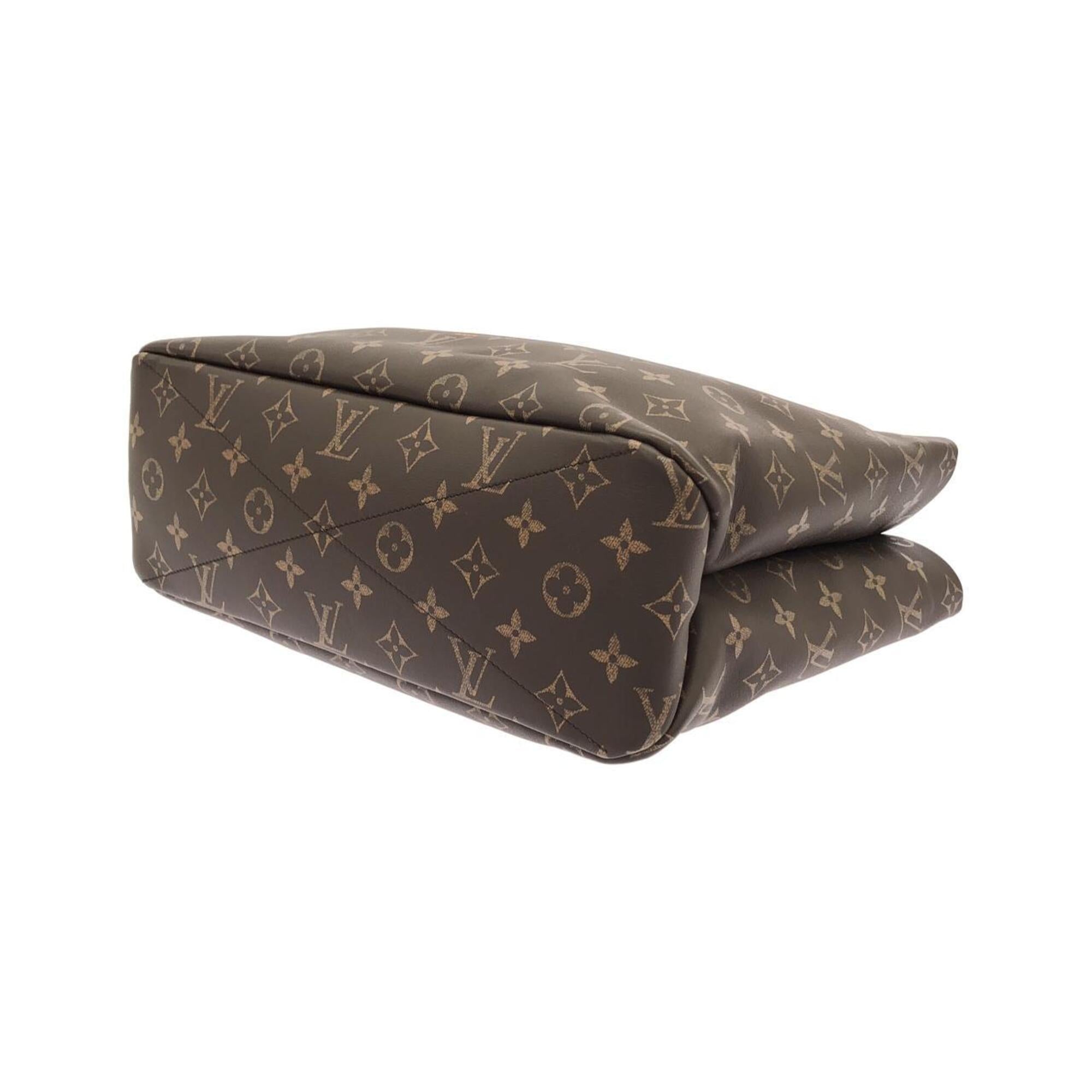 Louis Vuitton Marron Leather Handbag (Pre-Owned)