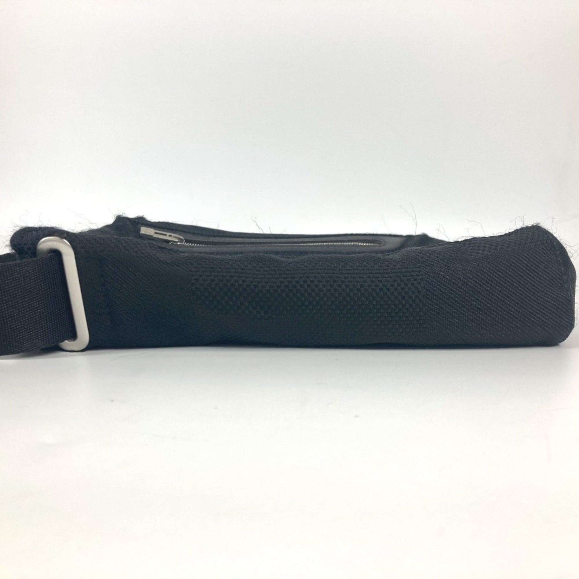 Louis Vuitton Black Noir Damier Geant Pochette Shoulder Bag (Pre-Owned)