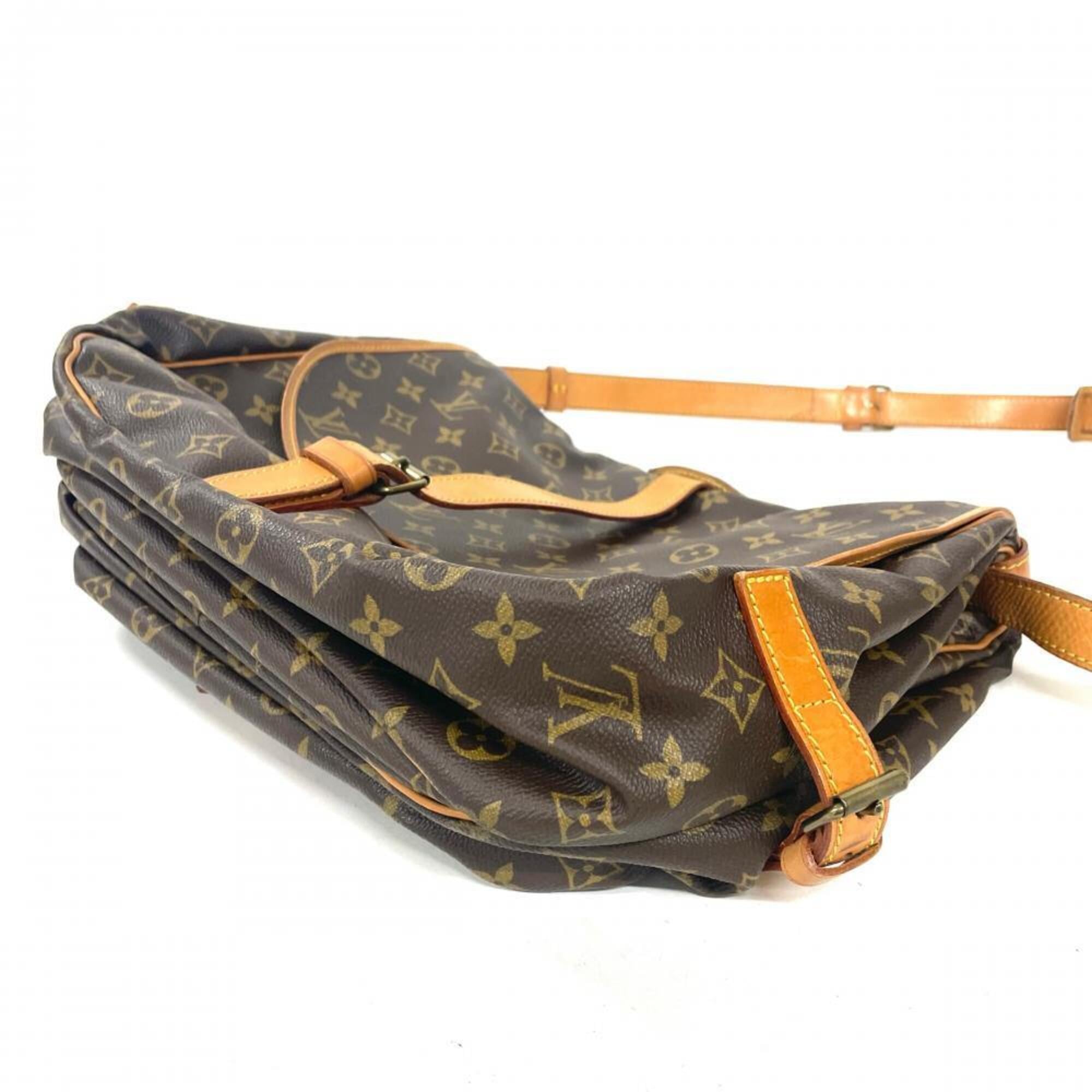Louis Vuitton Brown Monogram Canvas Shoulder Bag (Pre-Owned)
