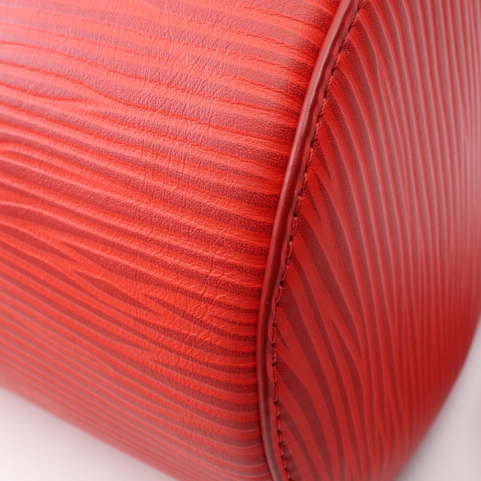 Louis Vuitton Red Color Leather Handbag (Pre-Owned)