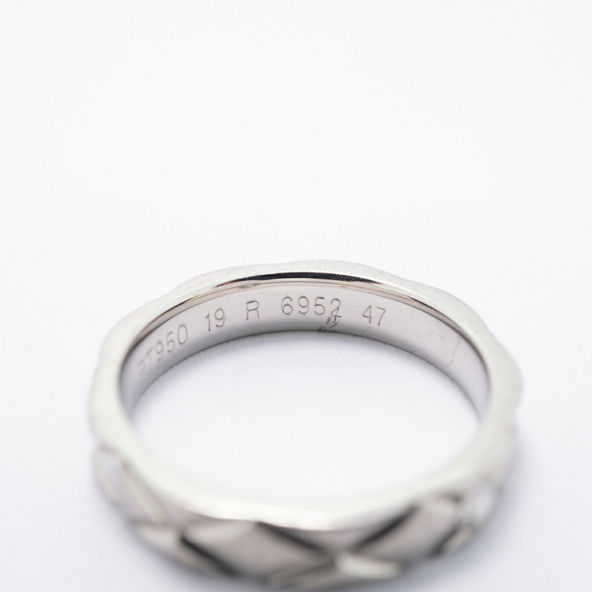 Chanel Platinum 950 Band Ring (Pre-Owned)